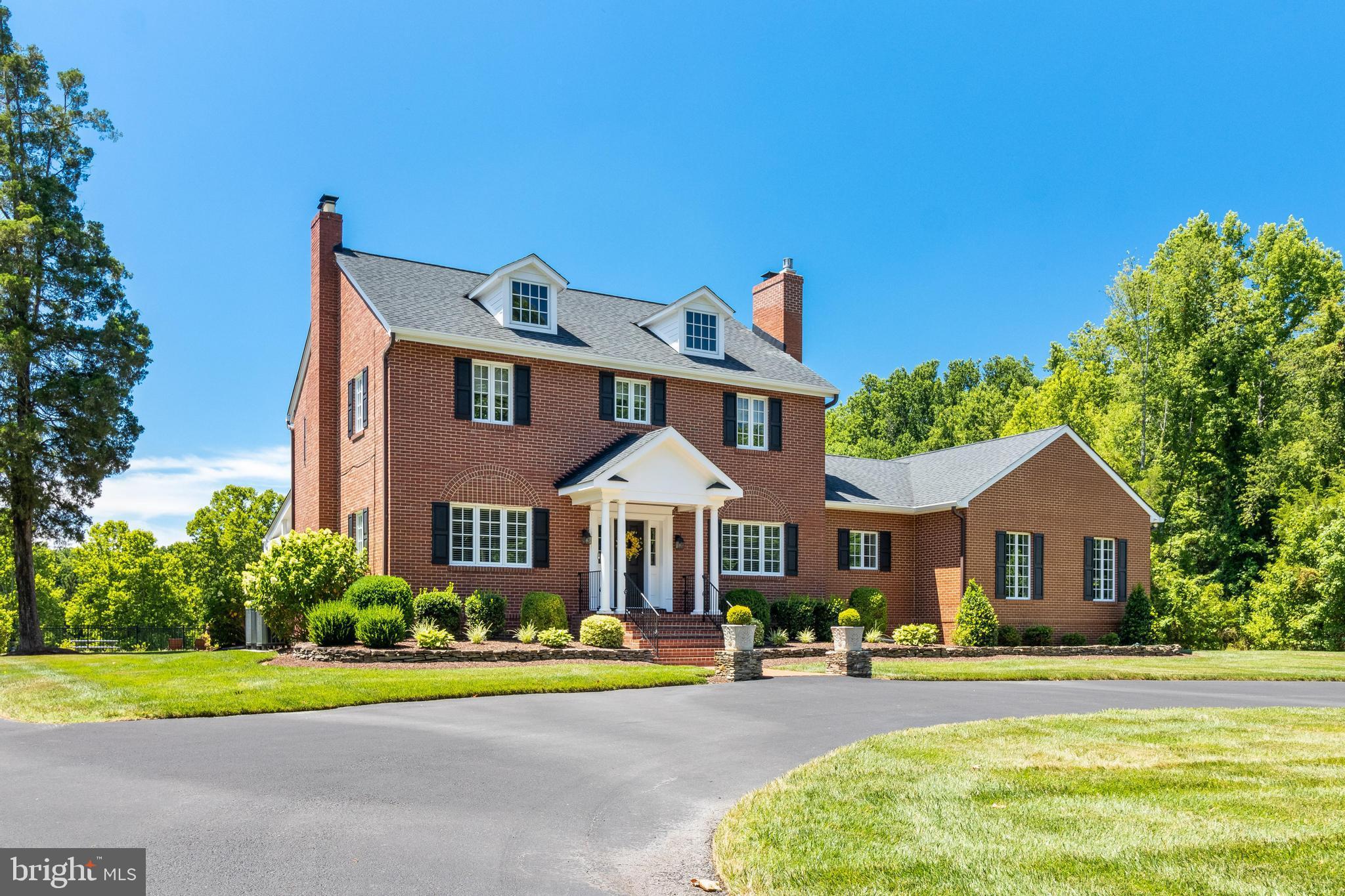 Real estate listing preview #1