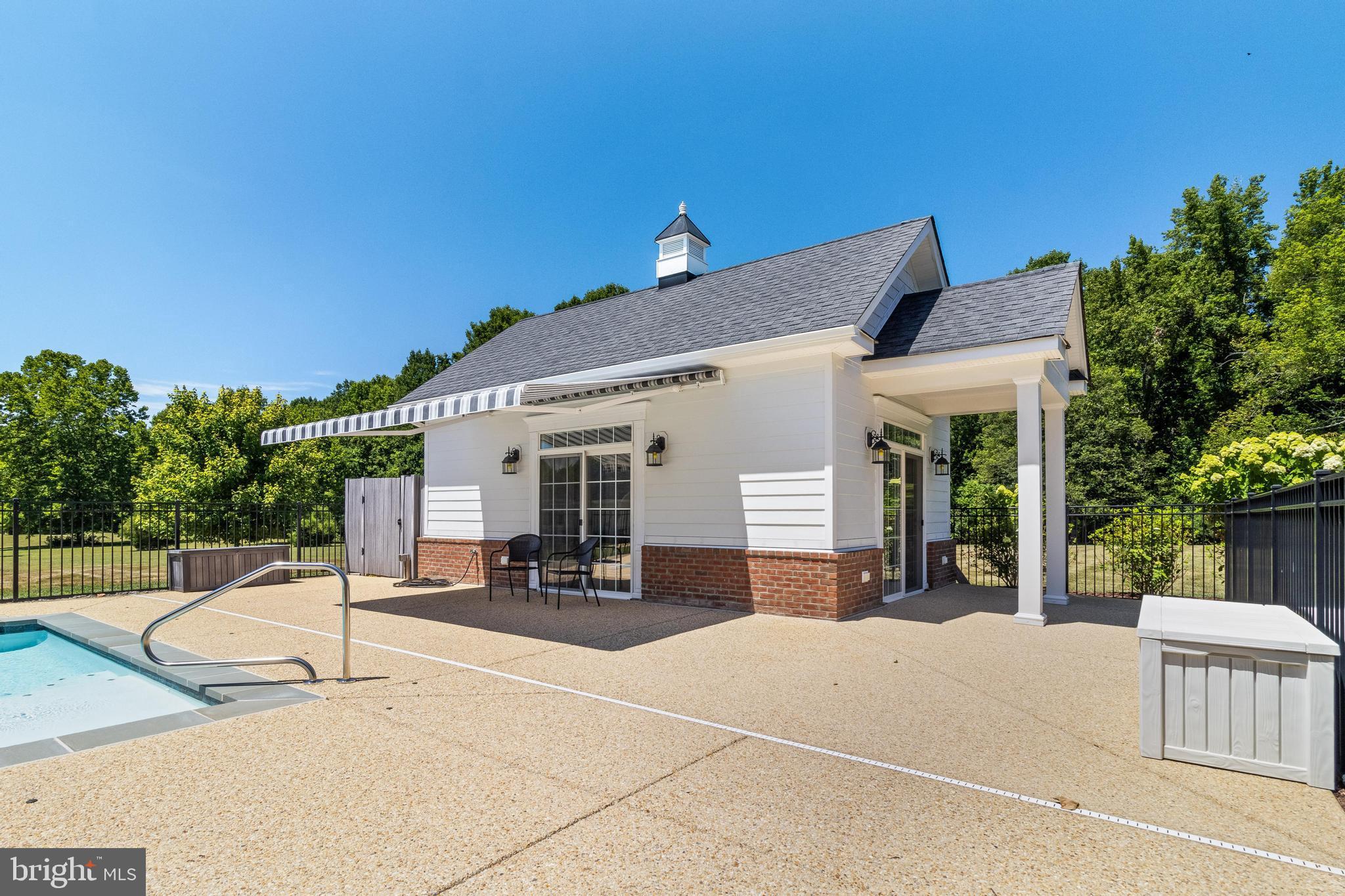 Real estate listing preview #64