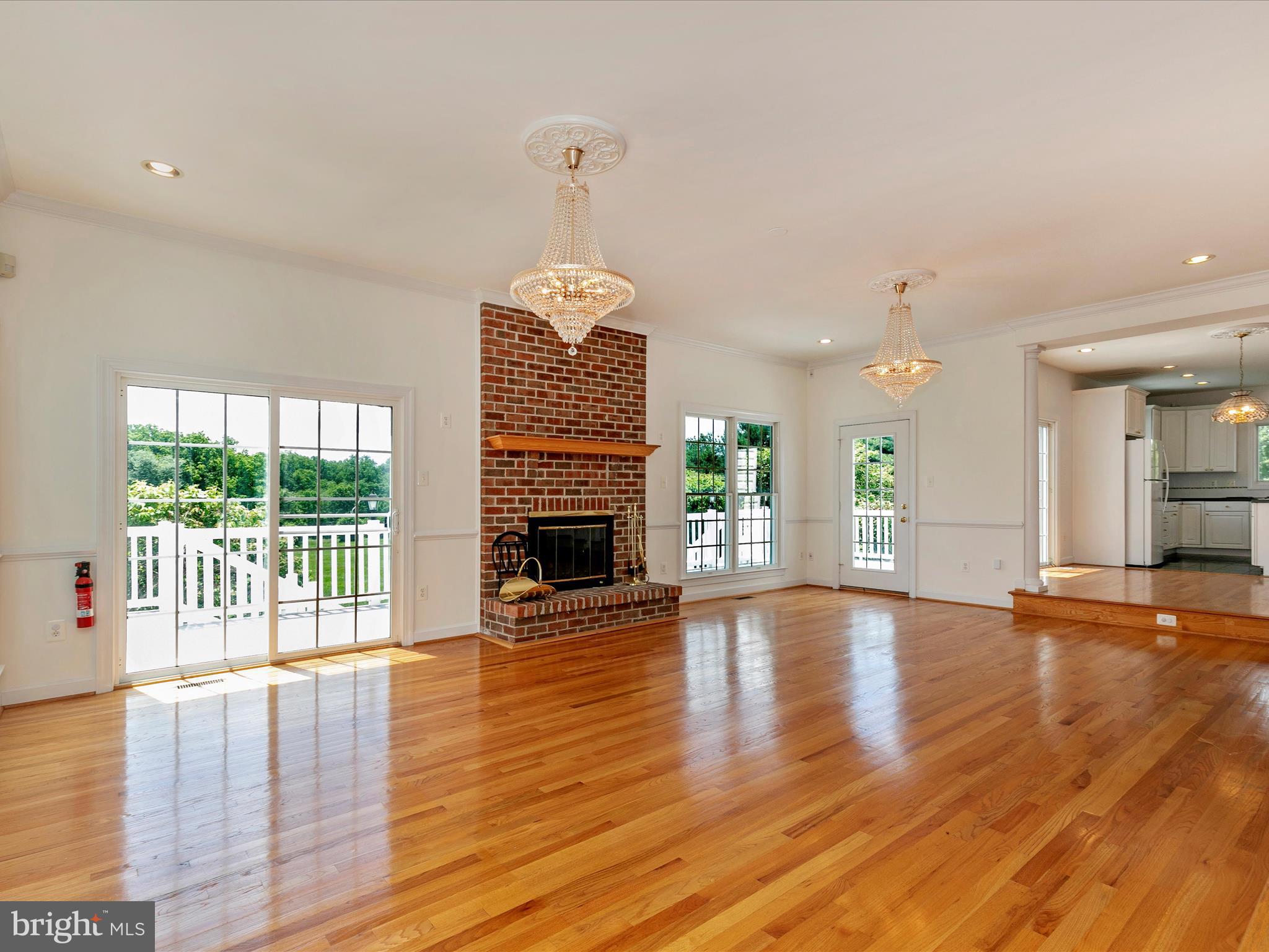 Real estate listing preview #15