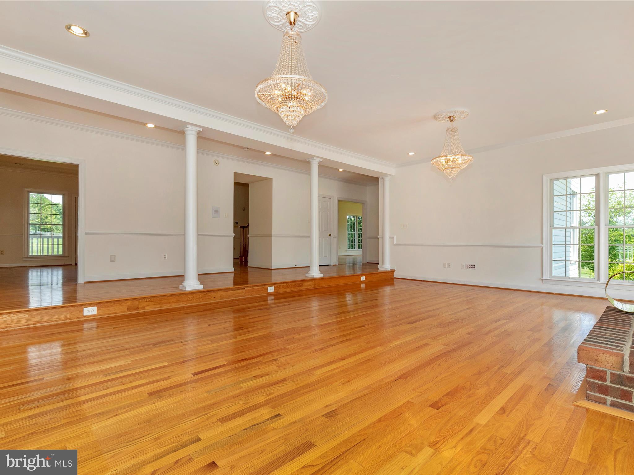 Real estate listing preview #17