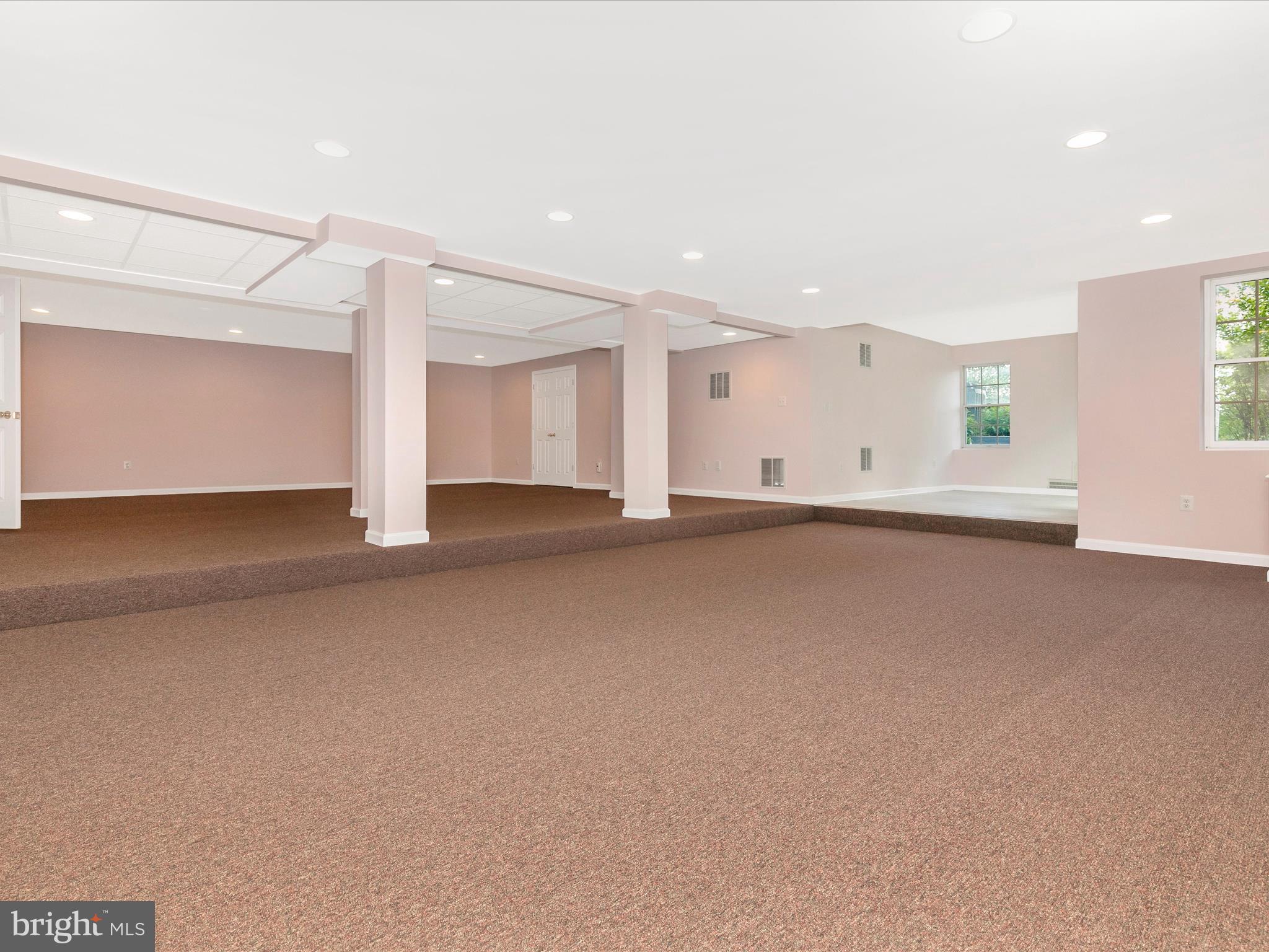 Real estate listing preview #48