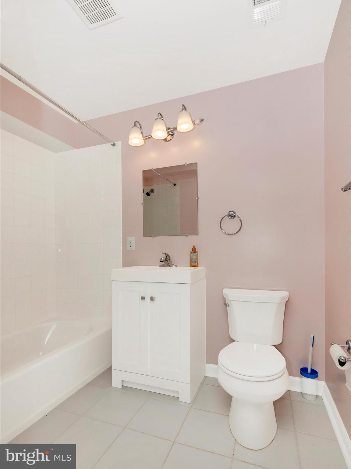 Real estate listing preview #53