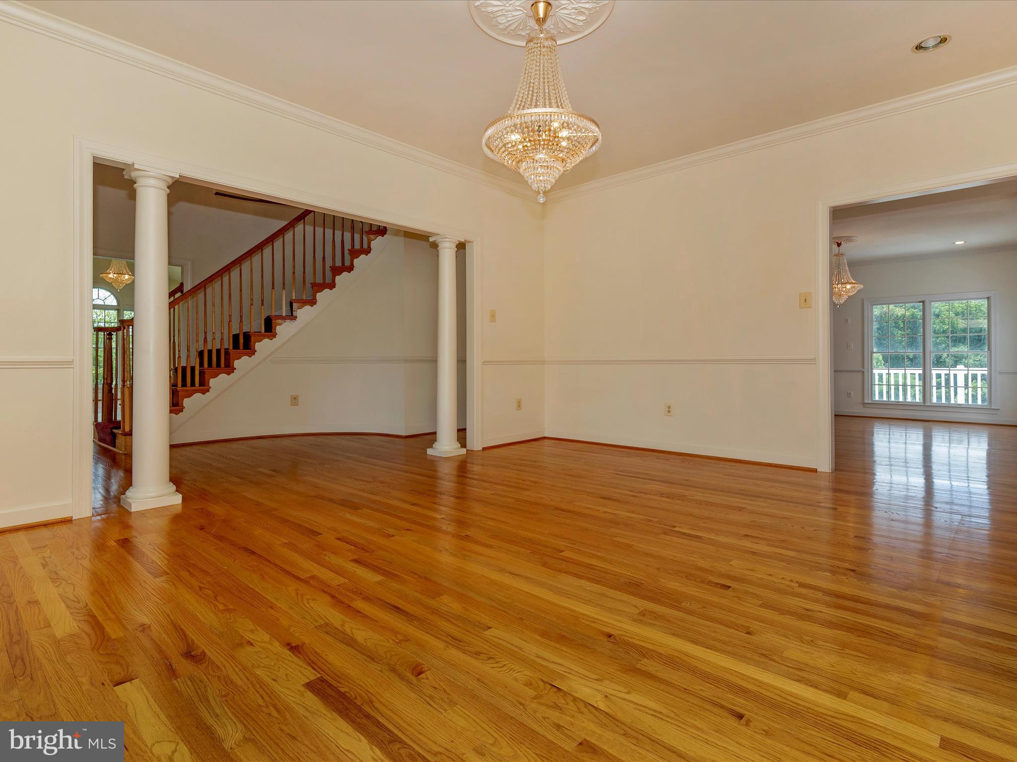 Real estate listing preview #9