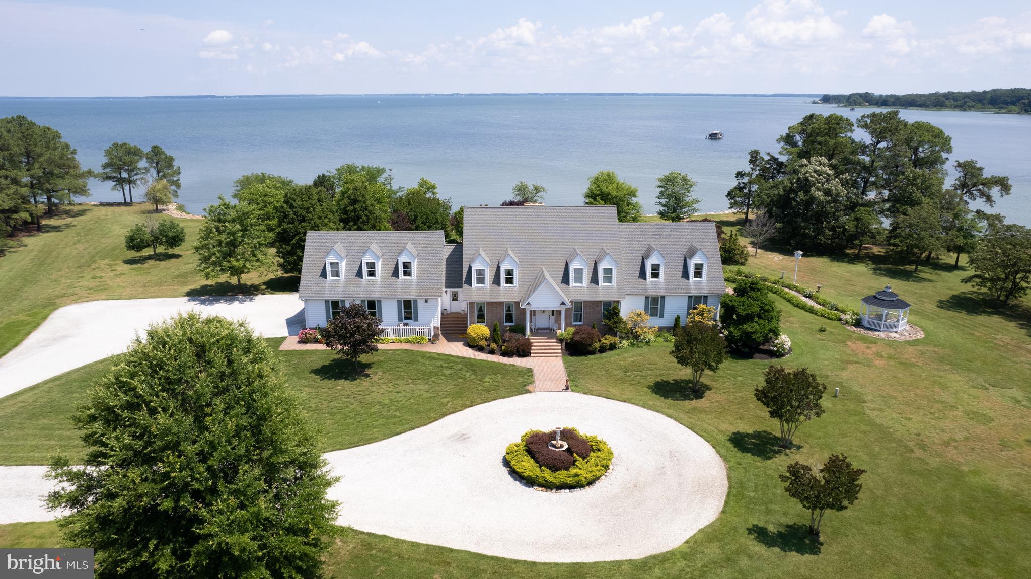 Real estate listing preview #1