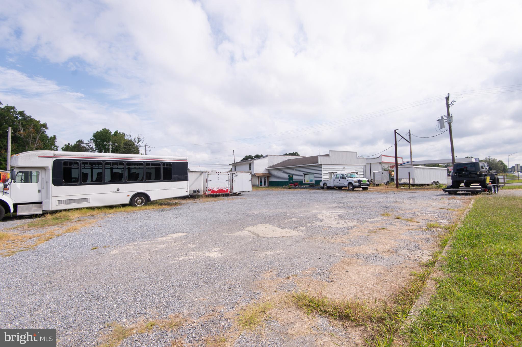 Real estate listing preview #7