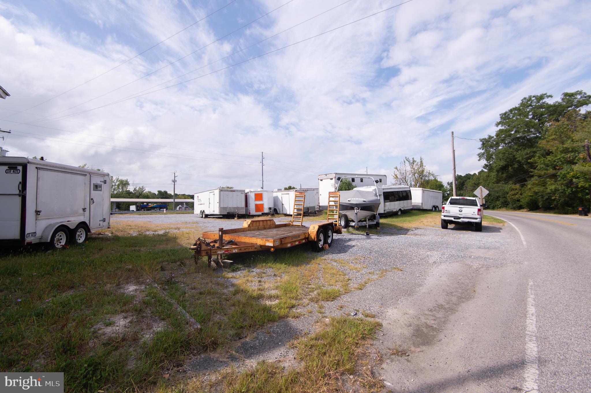 Real estate listing preview #8