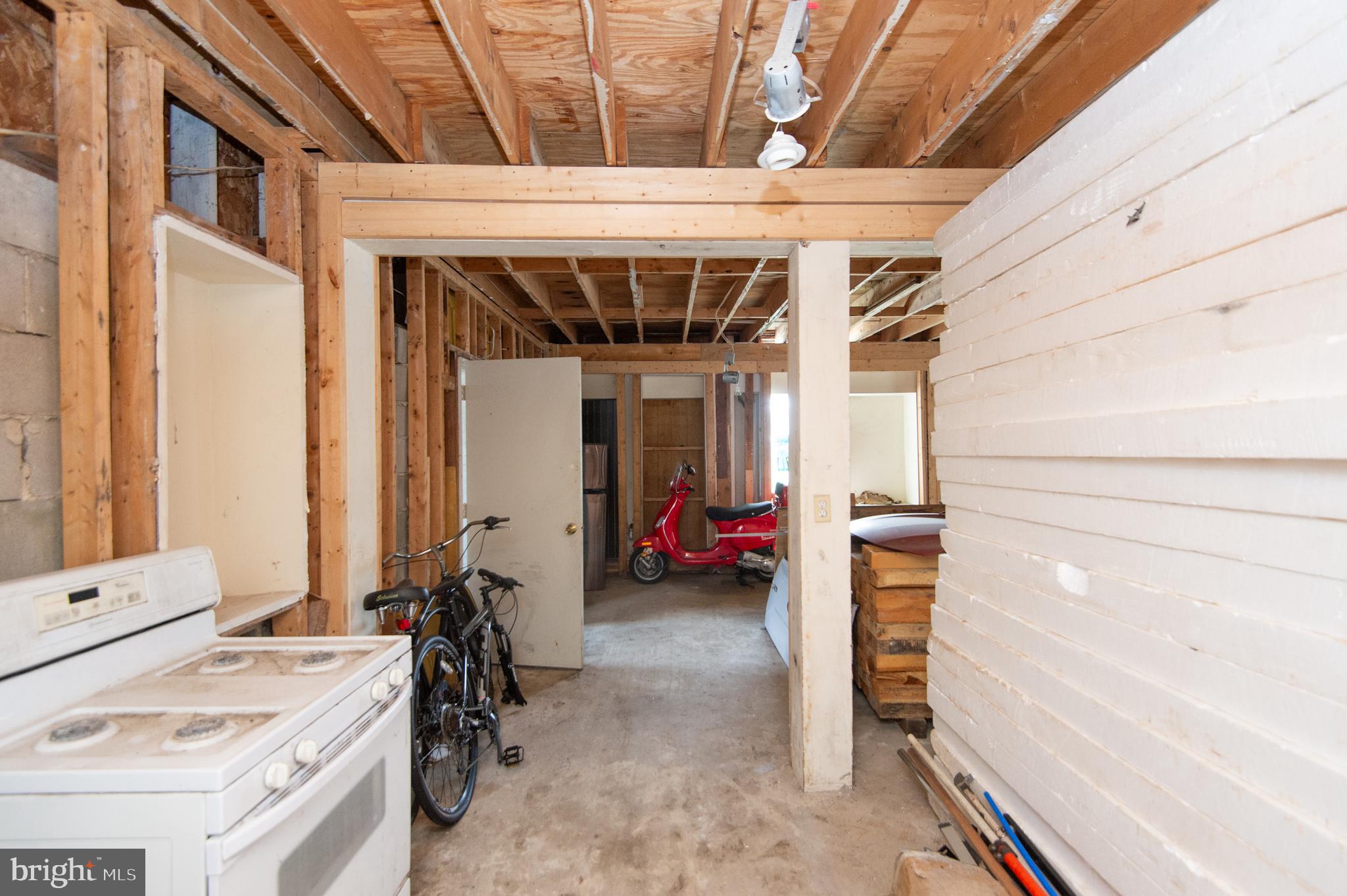 Real estate listing preview #13