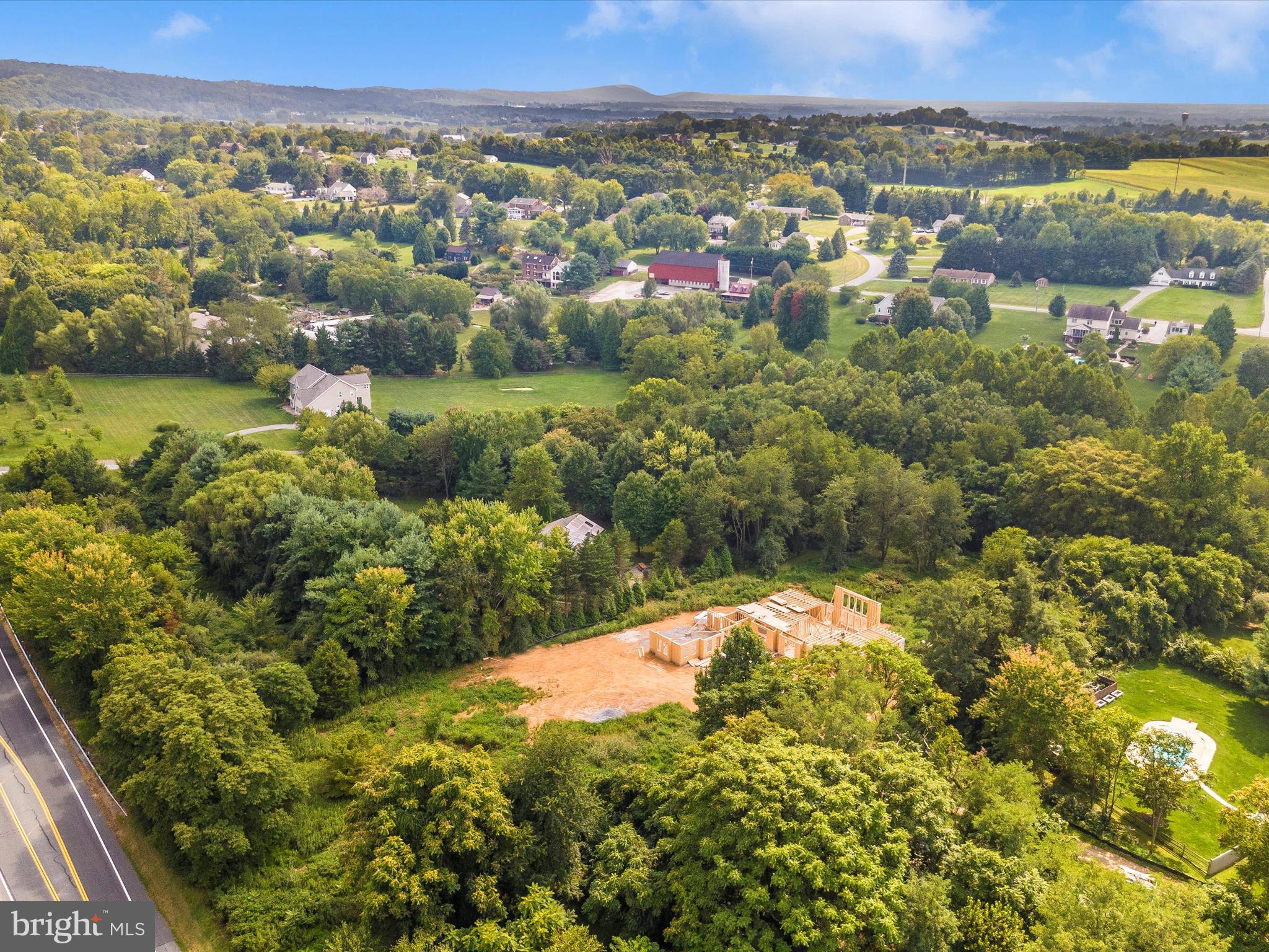 Real estate listing preview #9