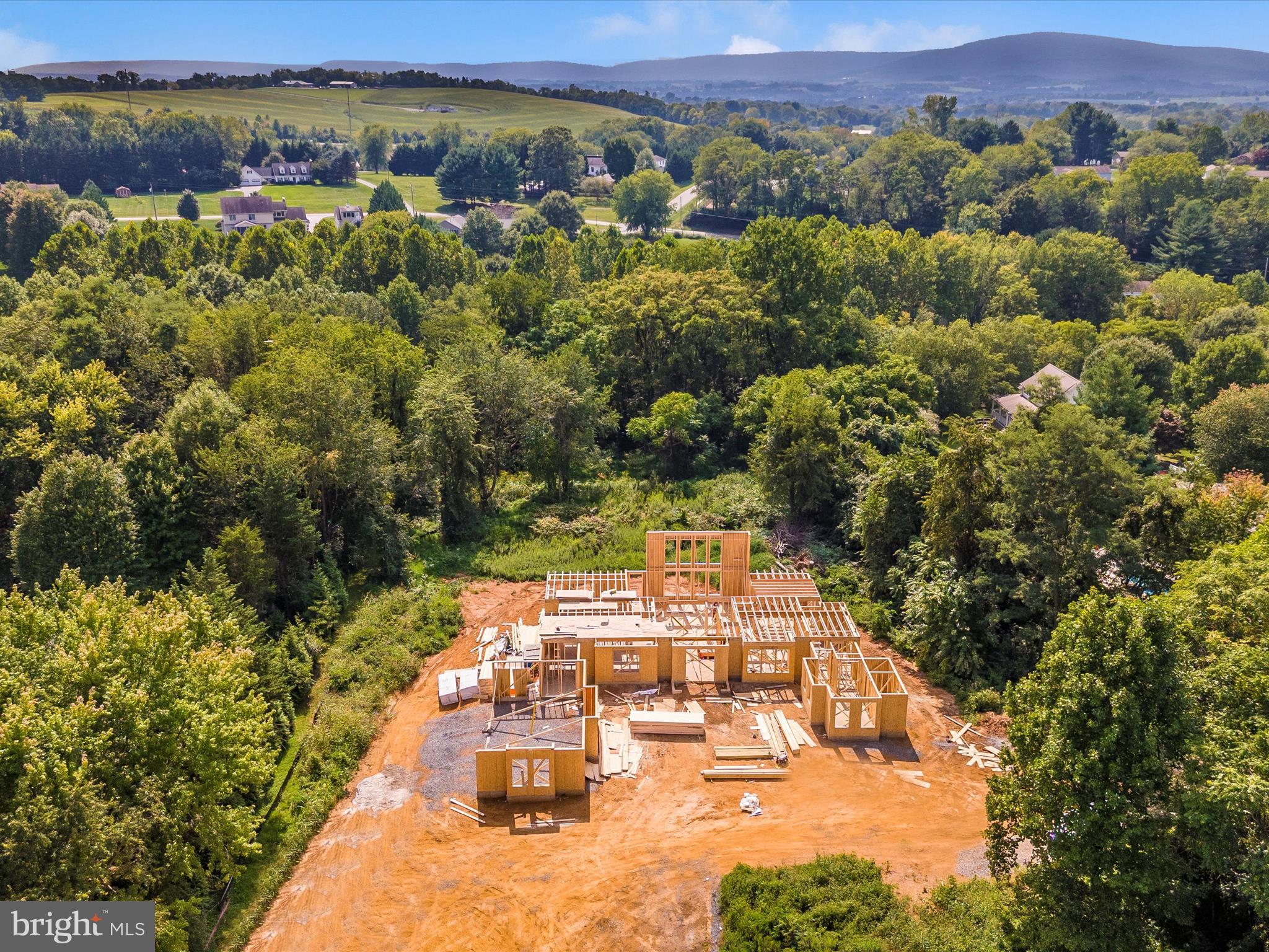 Real estate listing preview #1