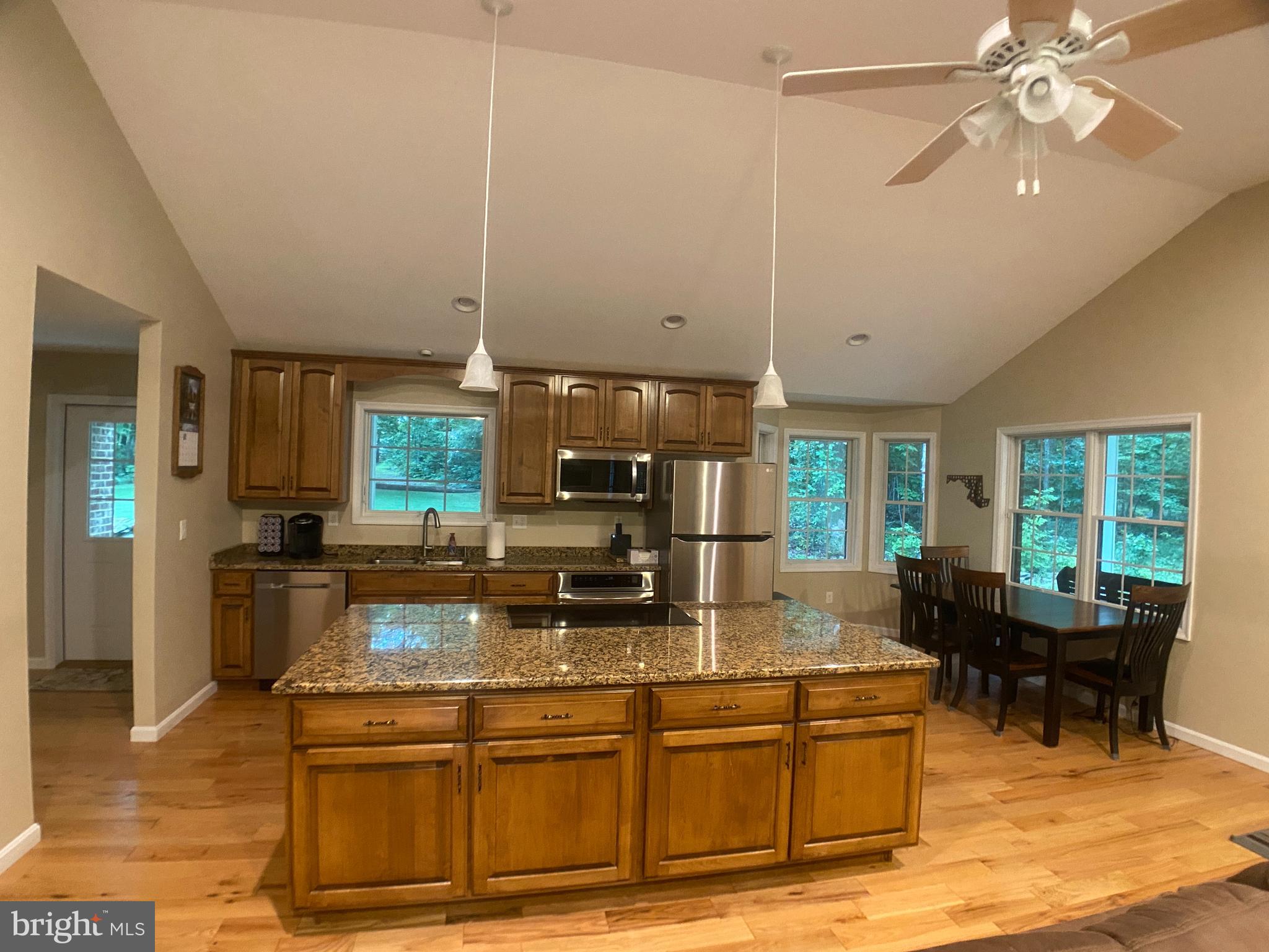 Real estate listing preview #58