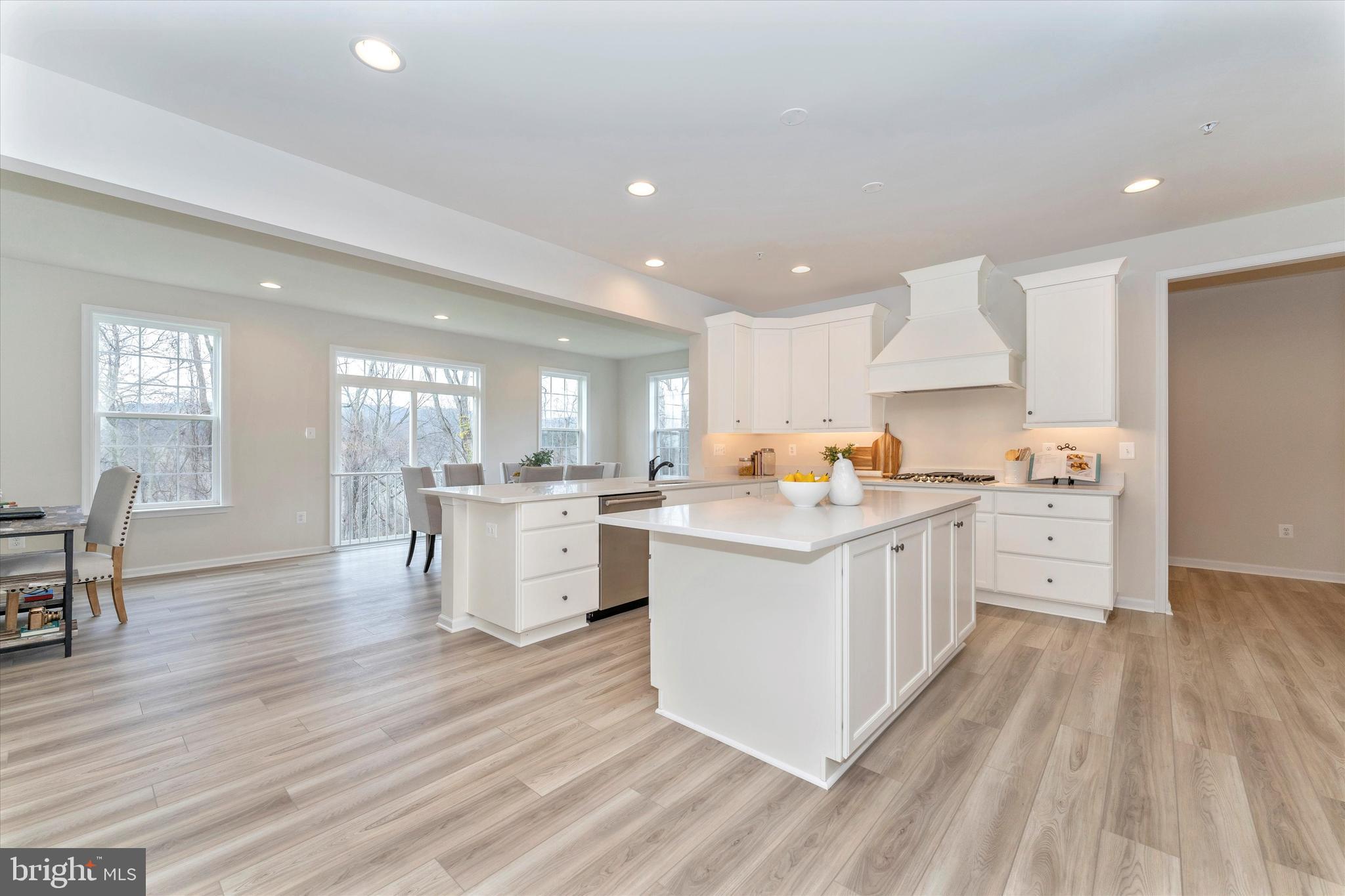 Real estate listing preview #20