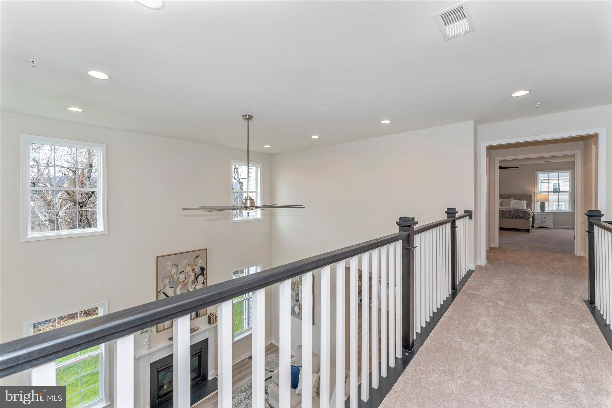 Real estate listing preview #32