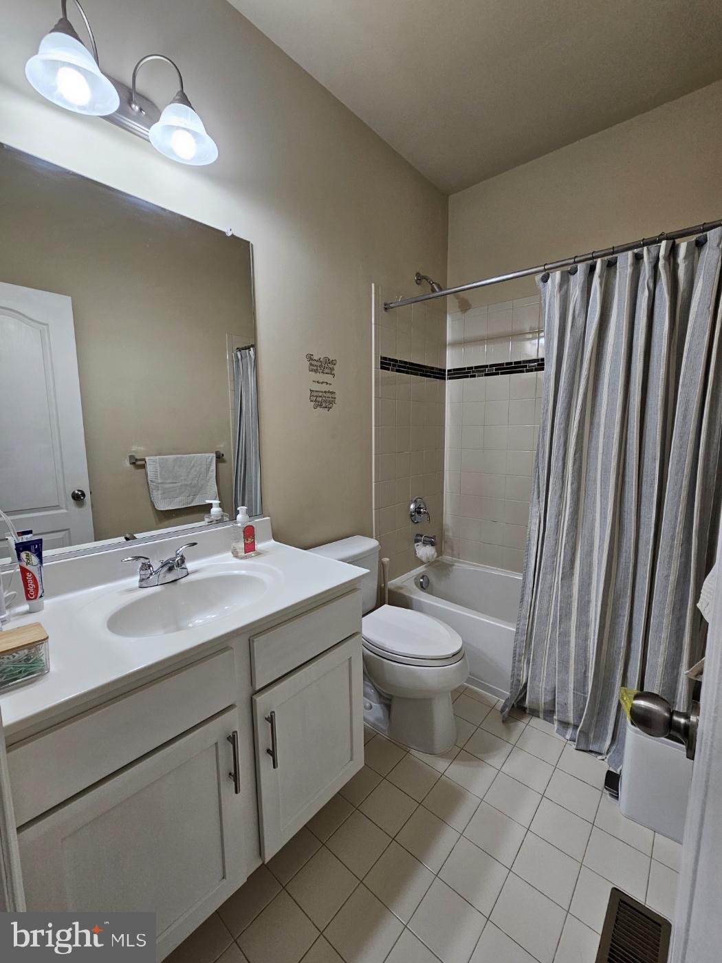 Real estate listing preview #10