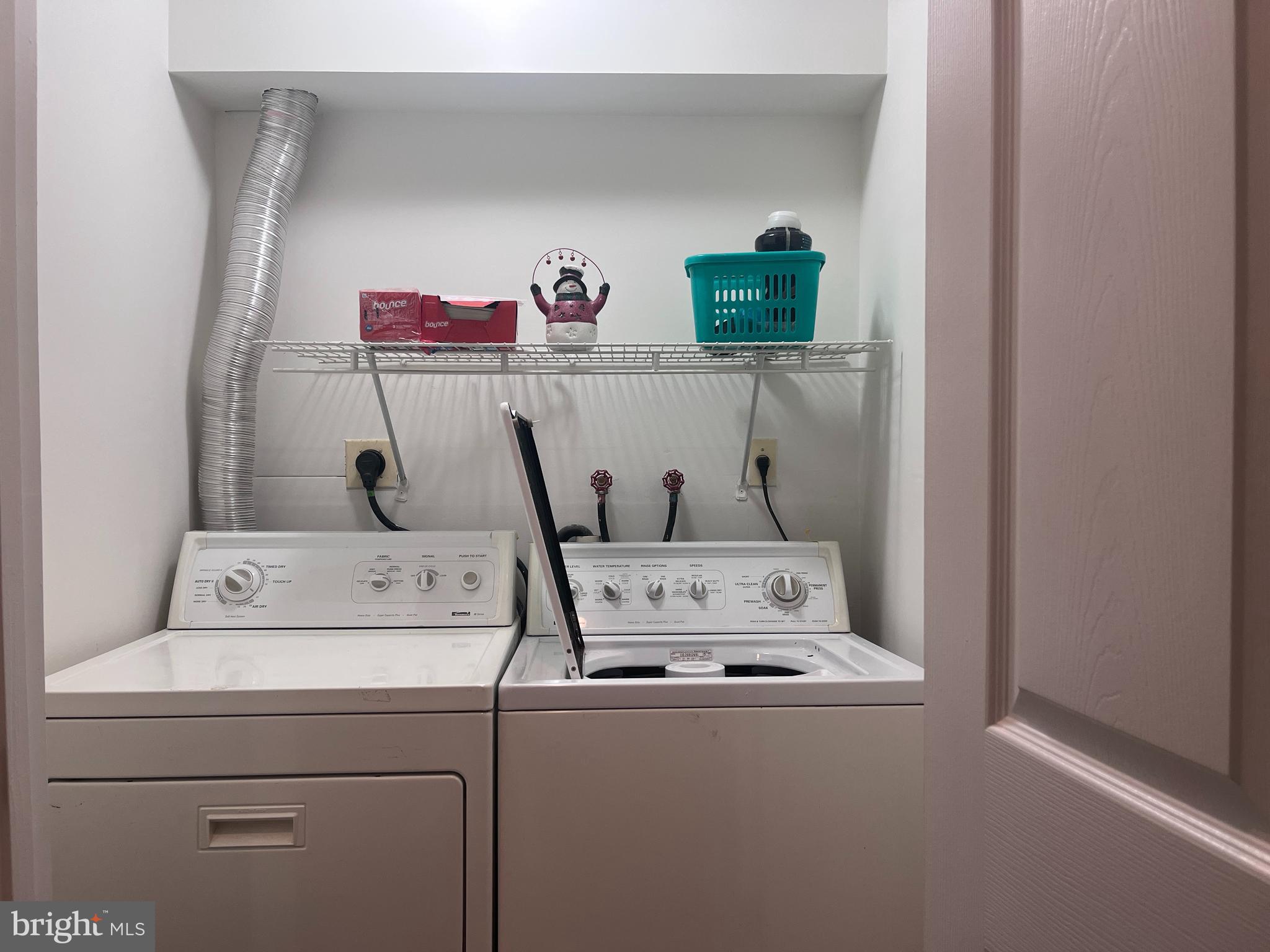 Real estate listing preview #9