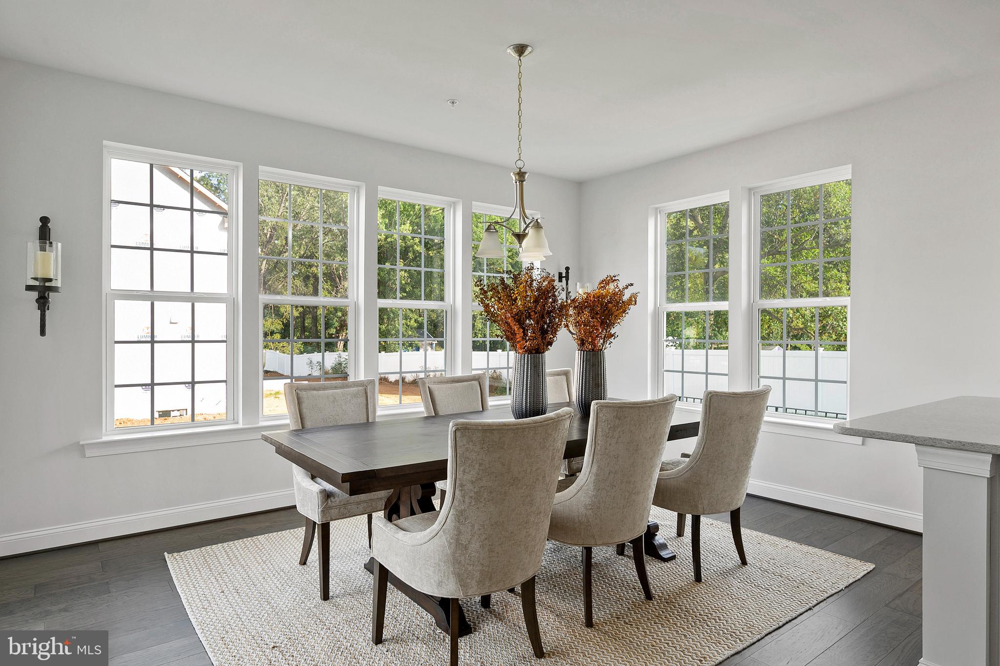 Real estate listing preview #14