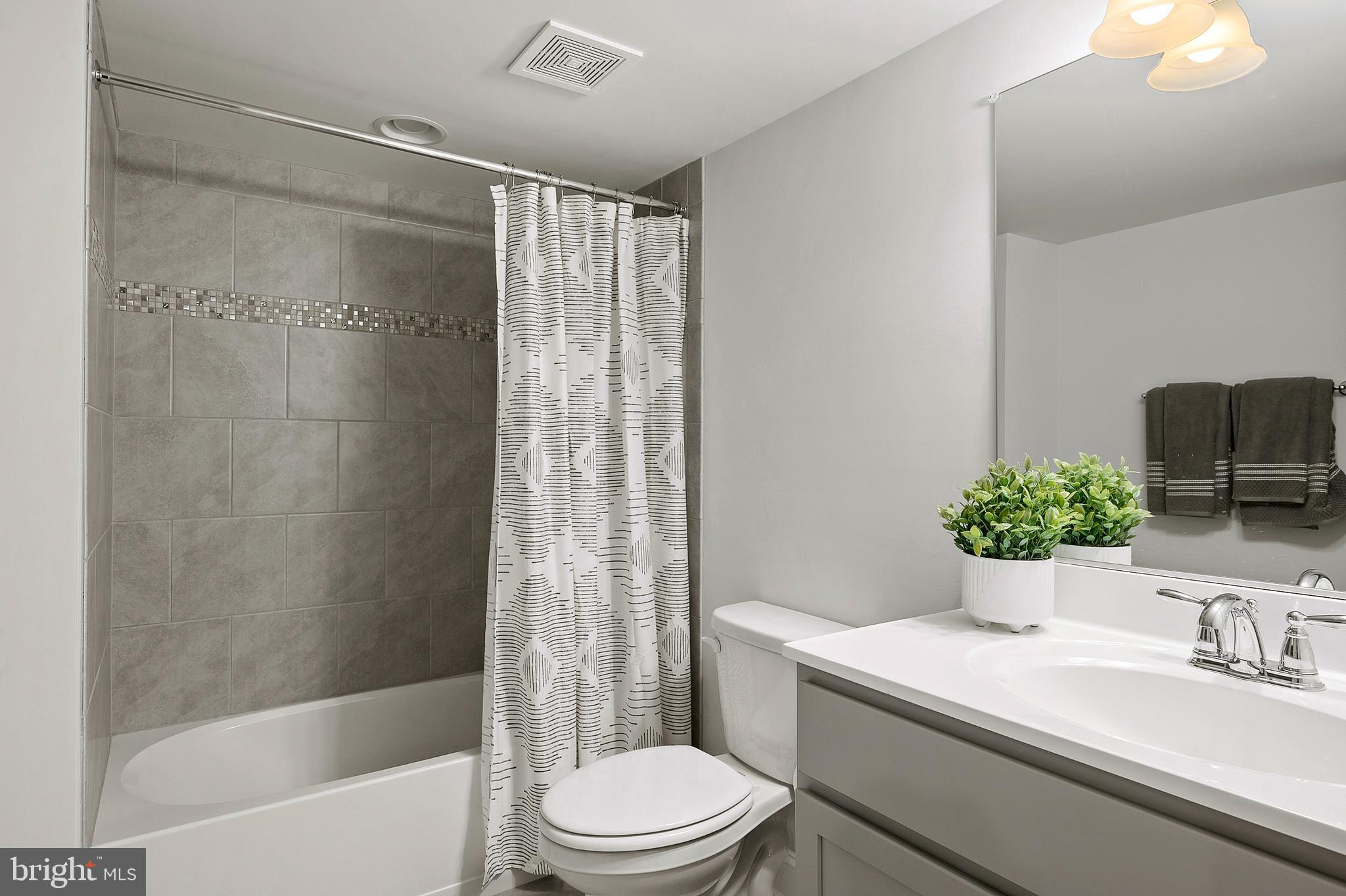 Real estate listing preview #30