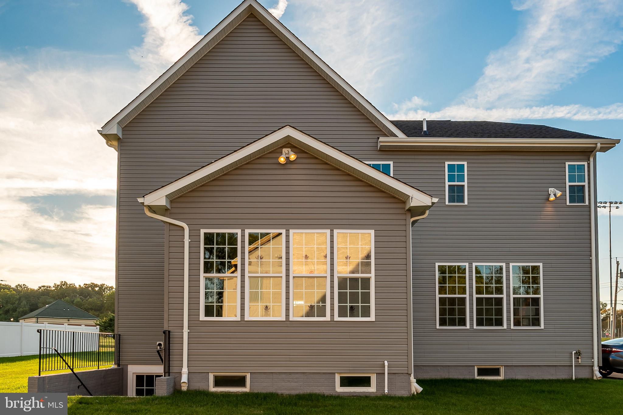 Real estate listing preview #32