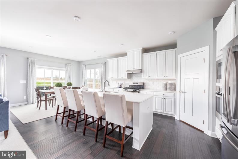 Real estate listing preview #2