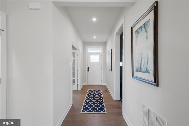 Real estate listing preview #11