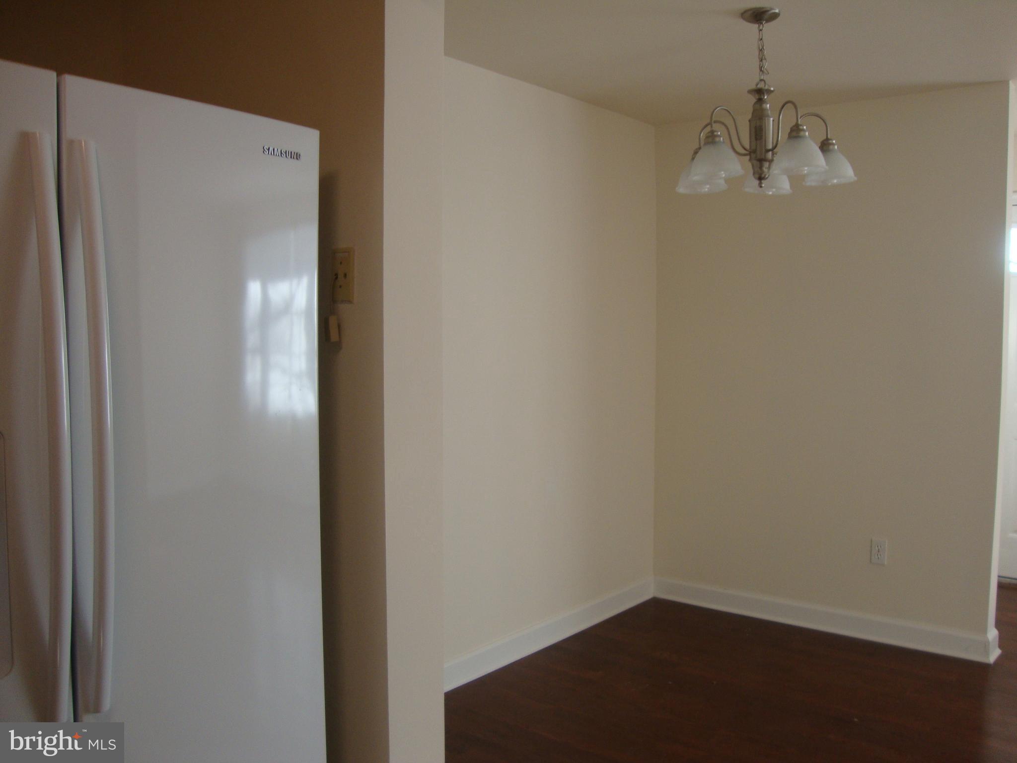 Real estate listing preview #5