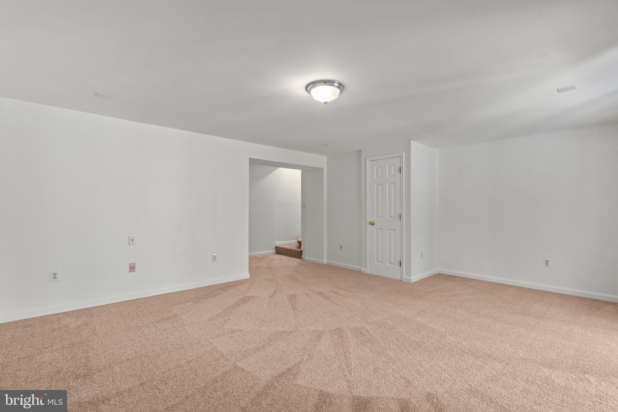 Real estate listing preview #23