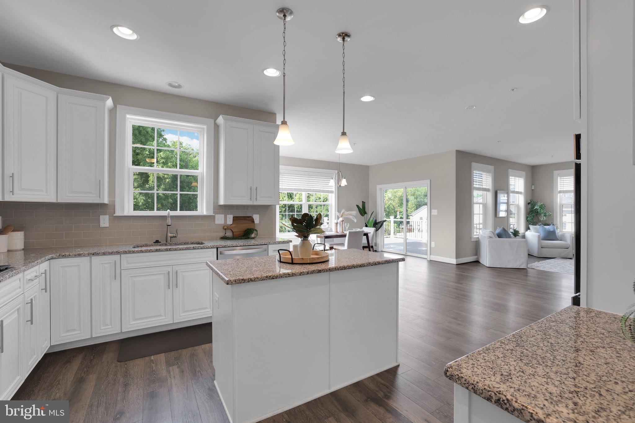 Real estate listing preview #6