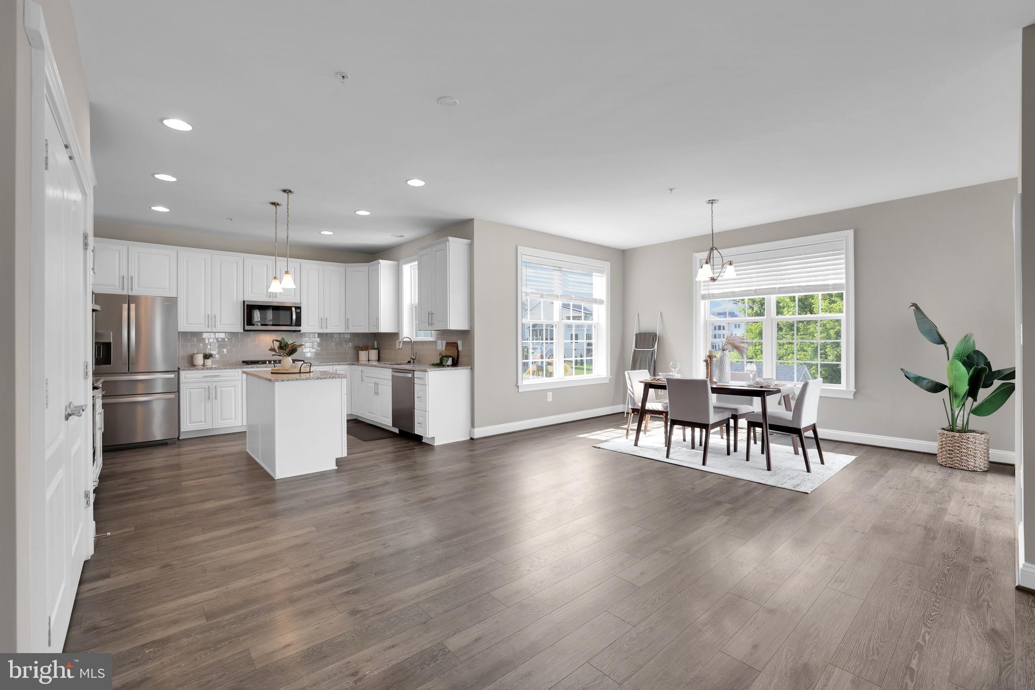 Real estate listing preview #17