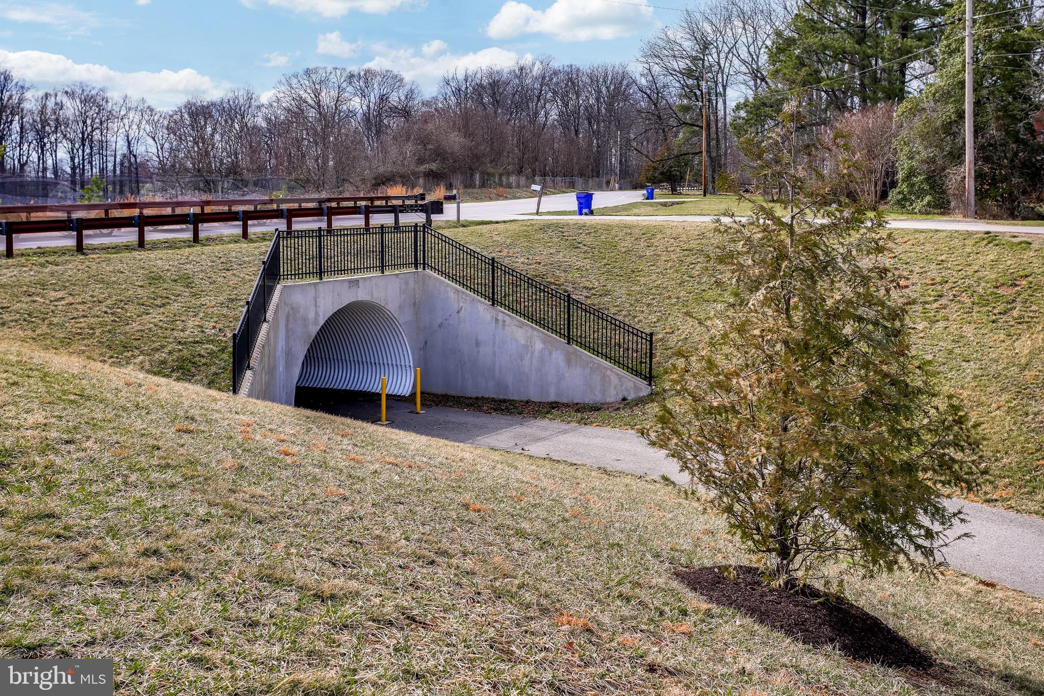 Real estate listing preview #79