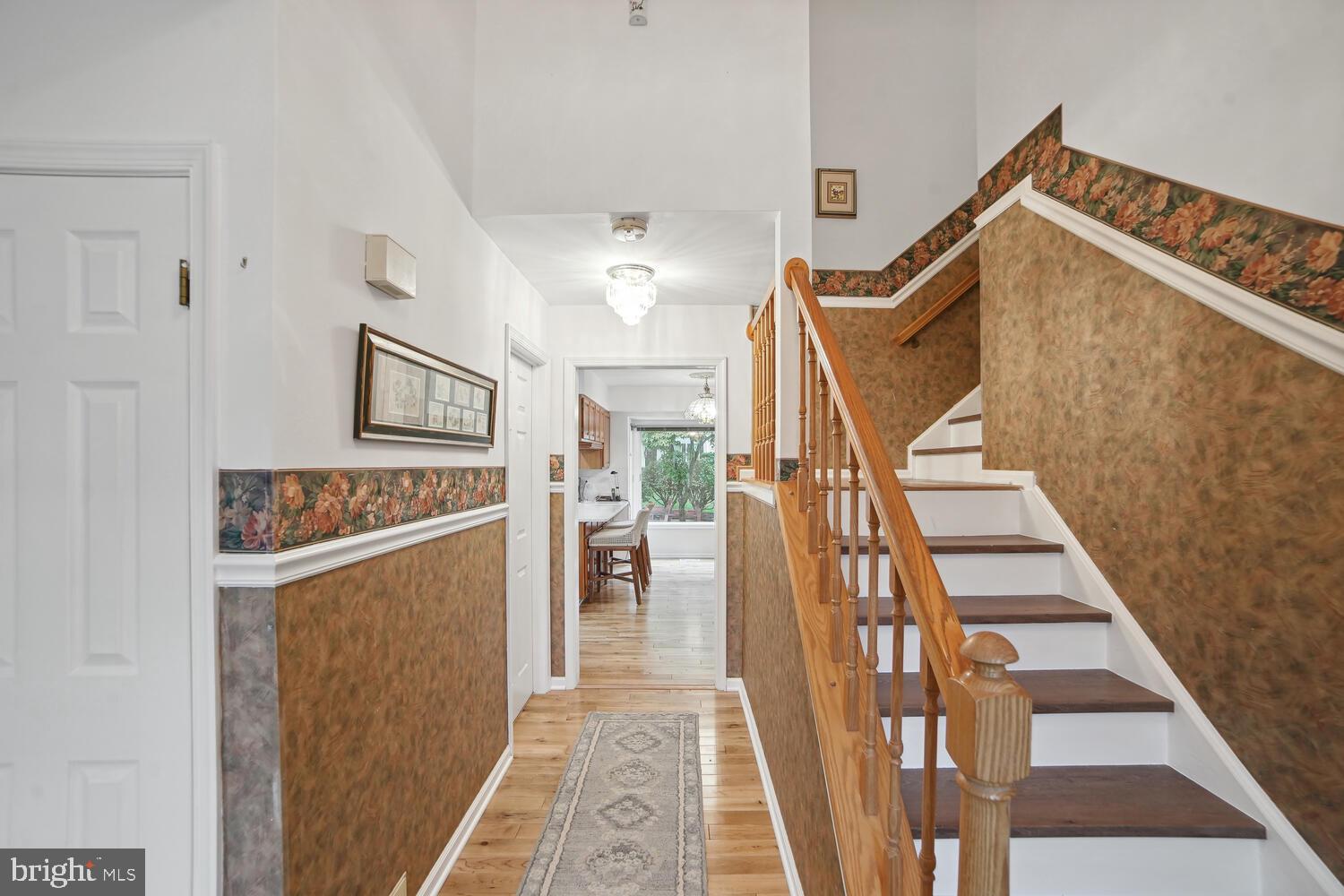 Real estate listing preview #3