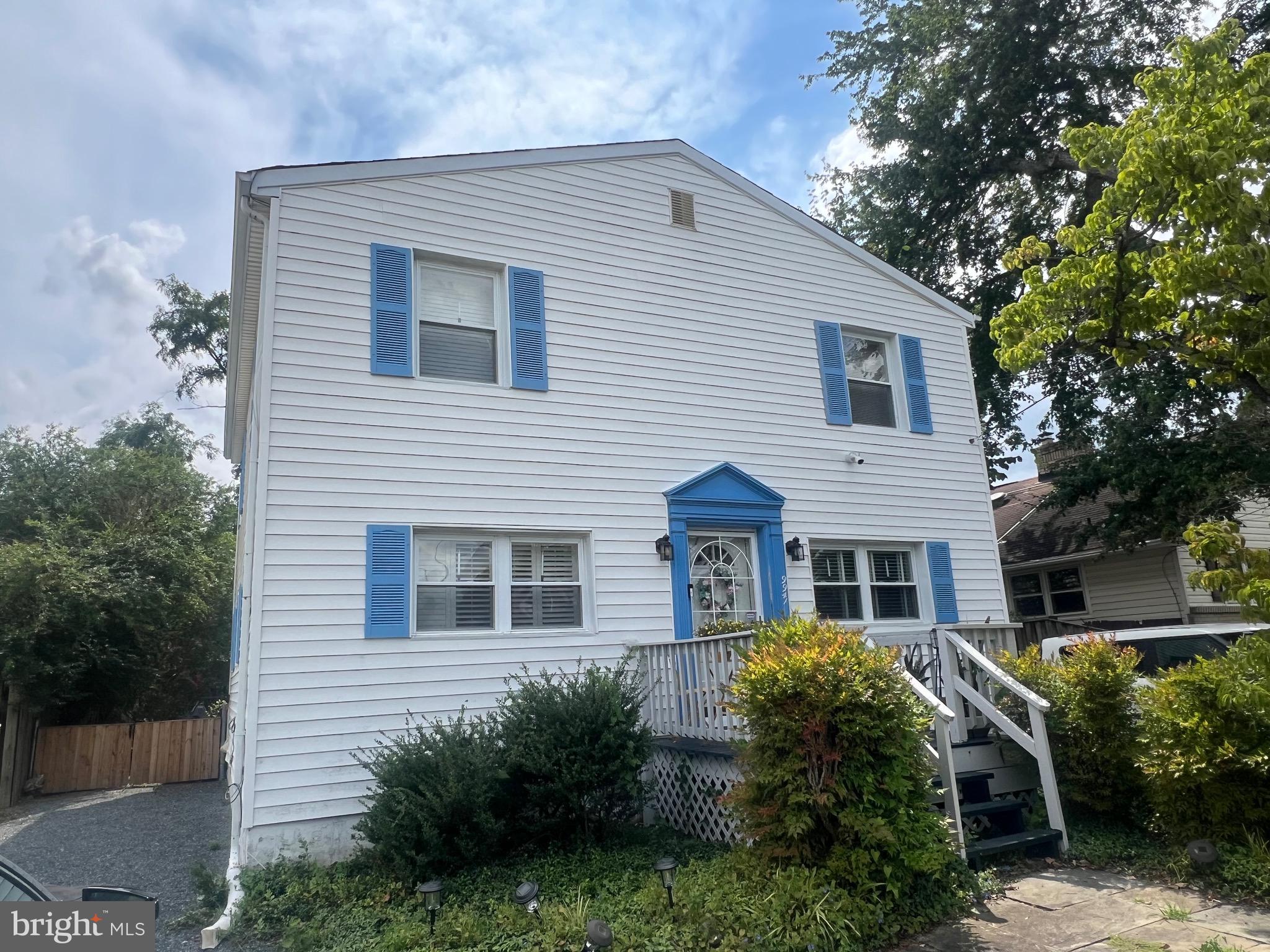 Real estate listing preview #1