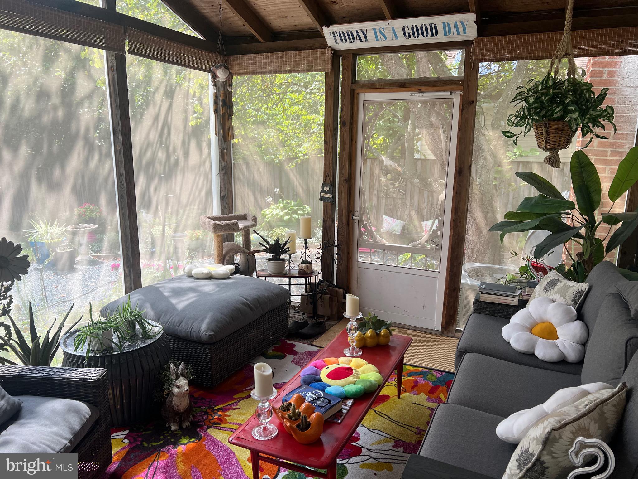 Real estate listing preview #2