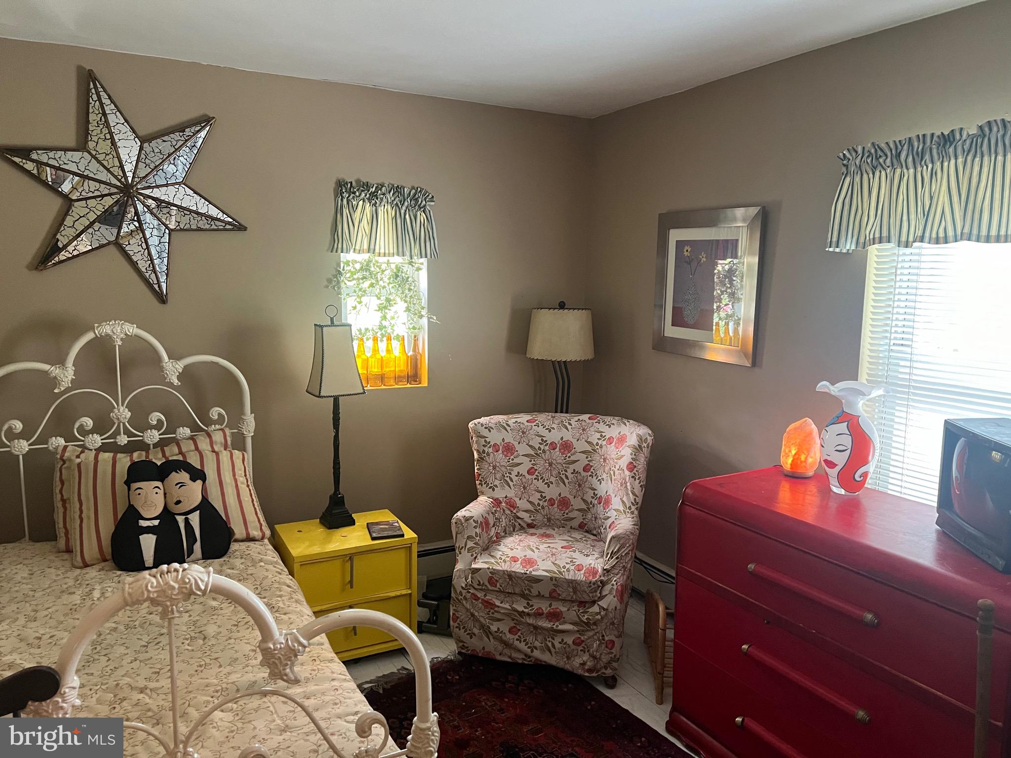 Real estate listing preview #16