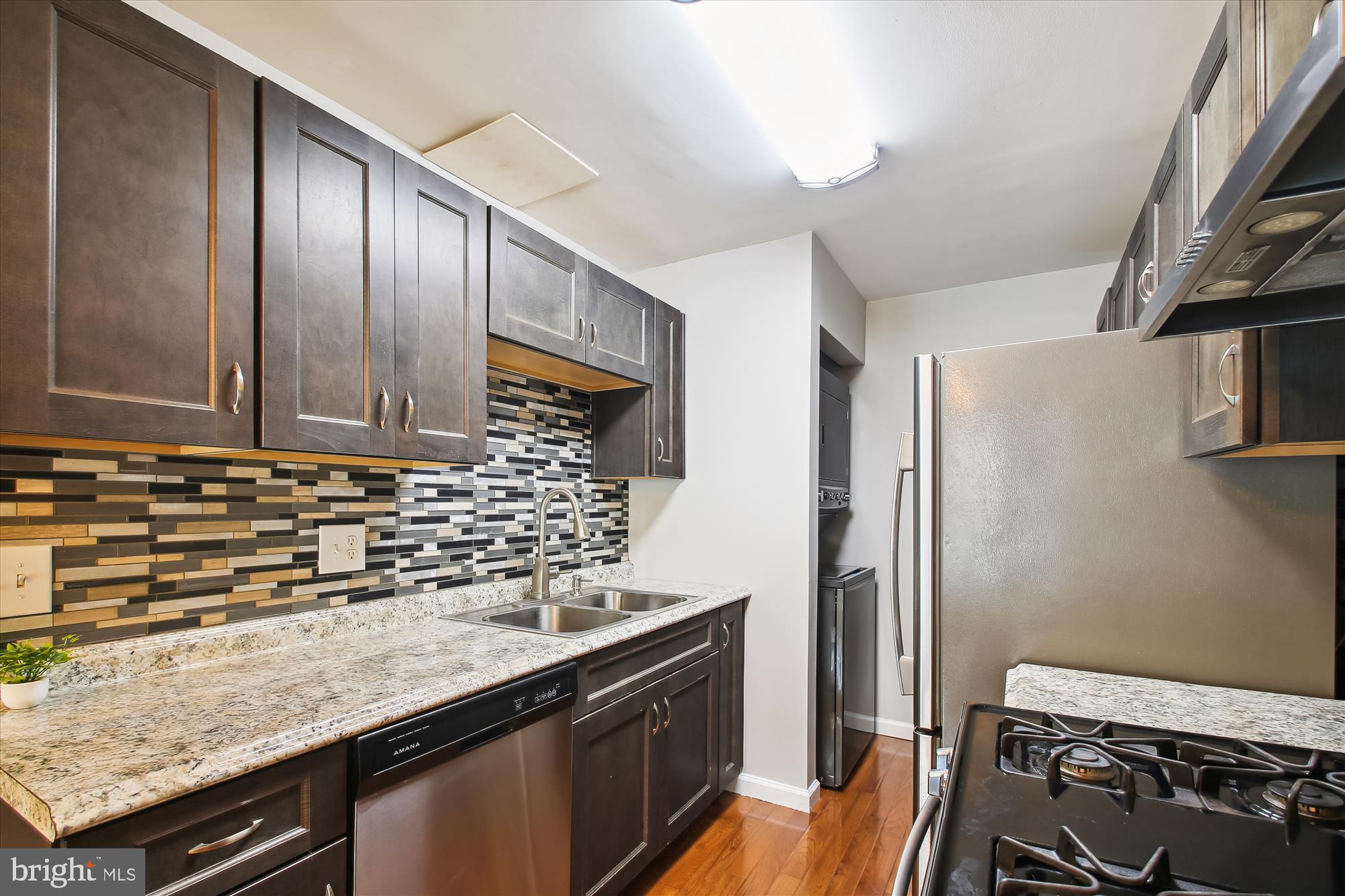 Real estate listing preview #4