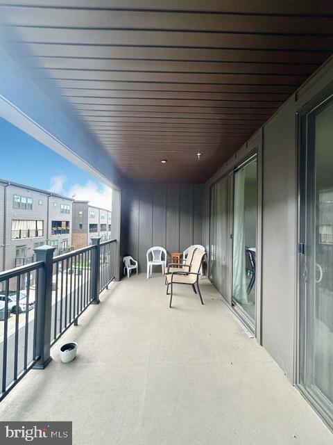 Real estate listing preview #13