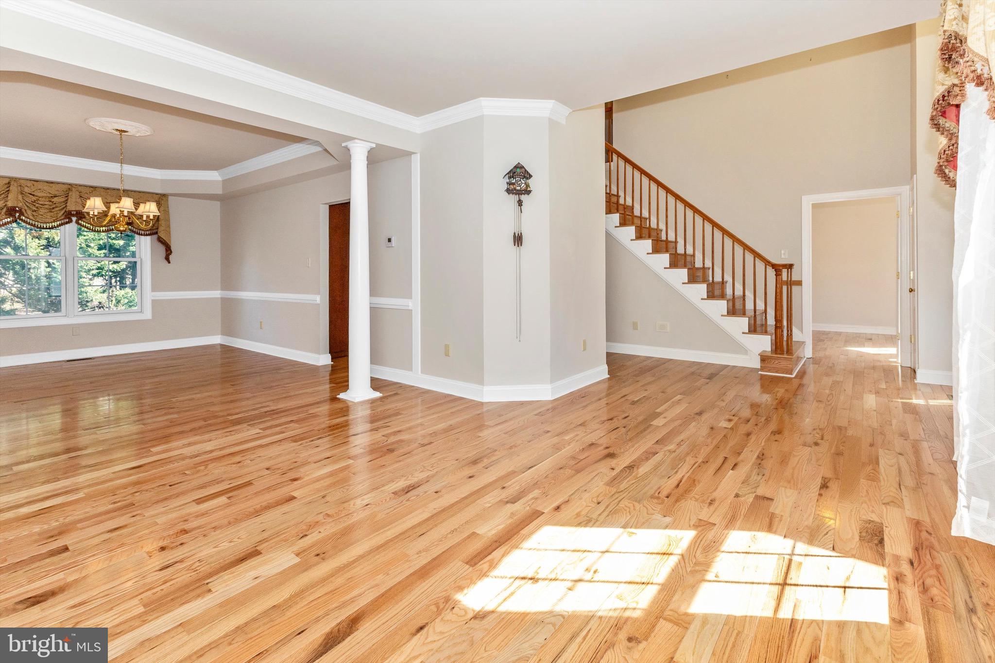 Real estate listing preview #14