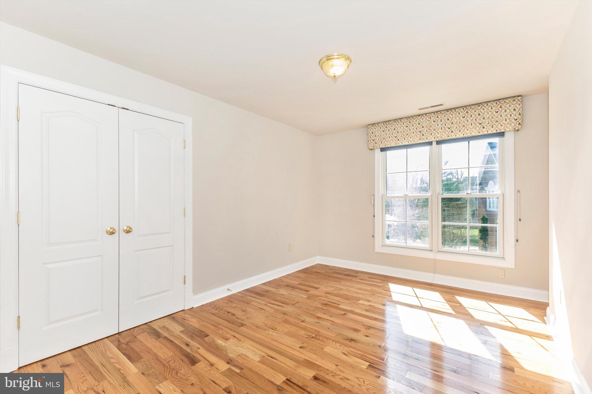 Real estate listing preview #37