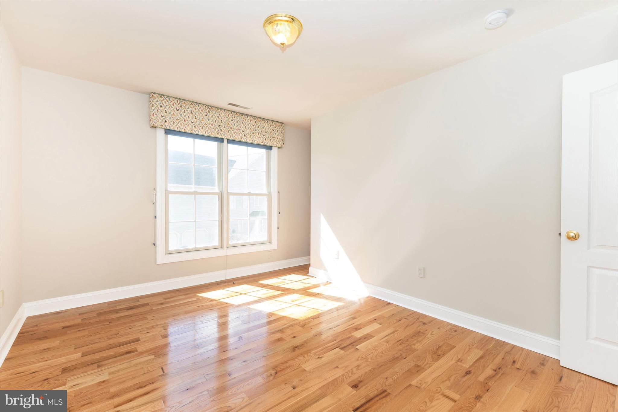 Real estate listing preview #38