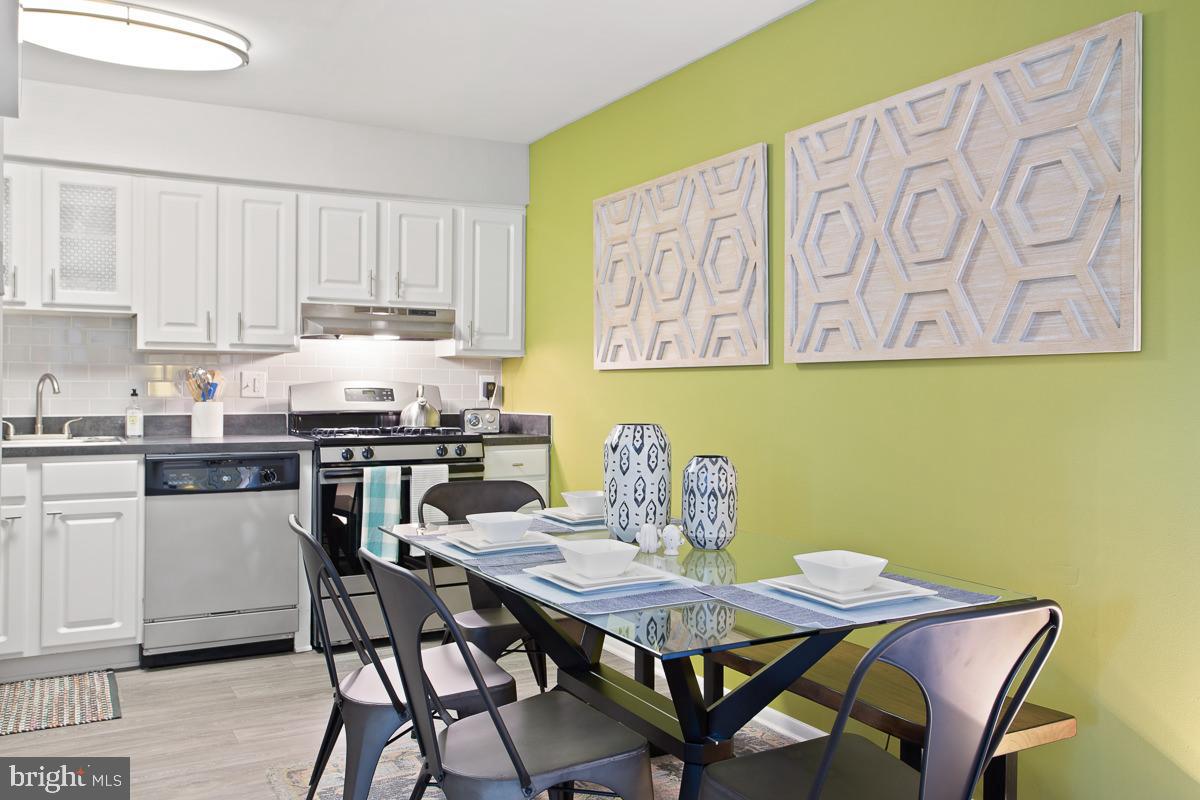 Real estate listing preview #5