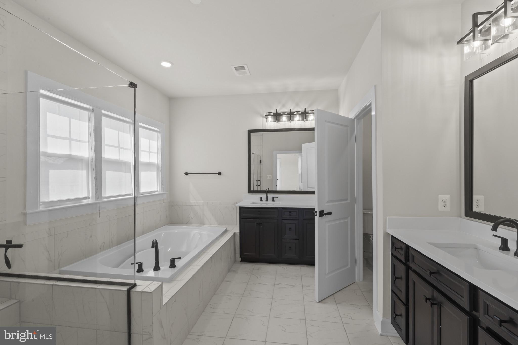 Real estate listing preview #13