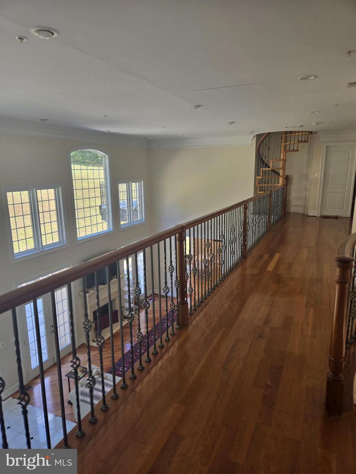 Real estate listing preview #22