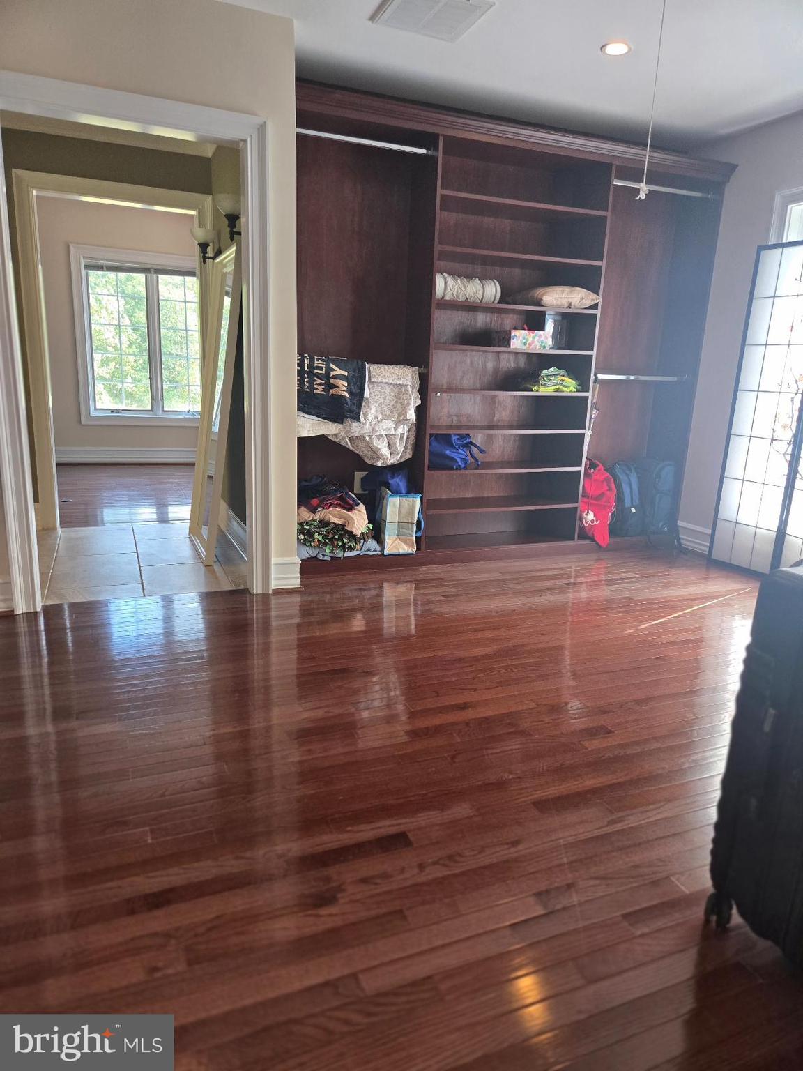 Real estate listing preview #30