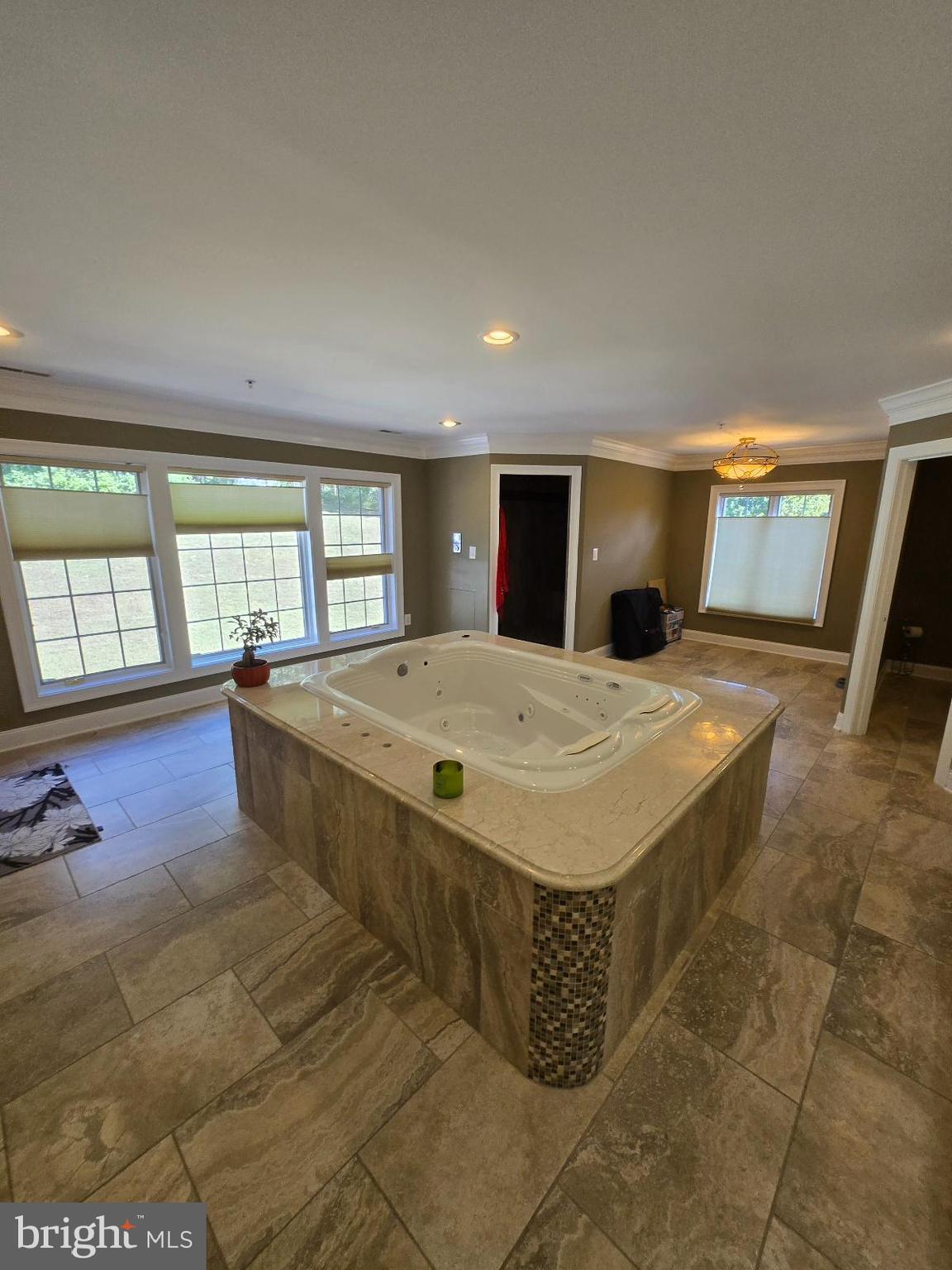 Real estate listing preview #33