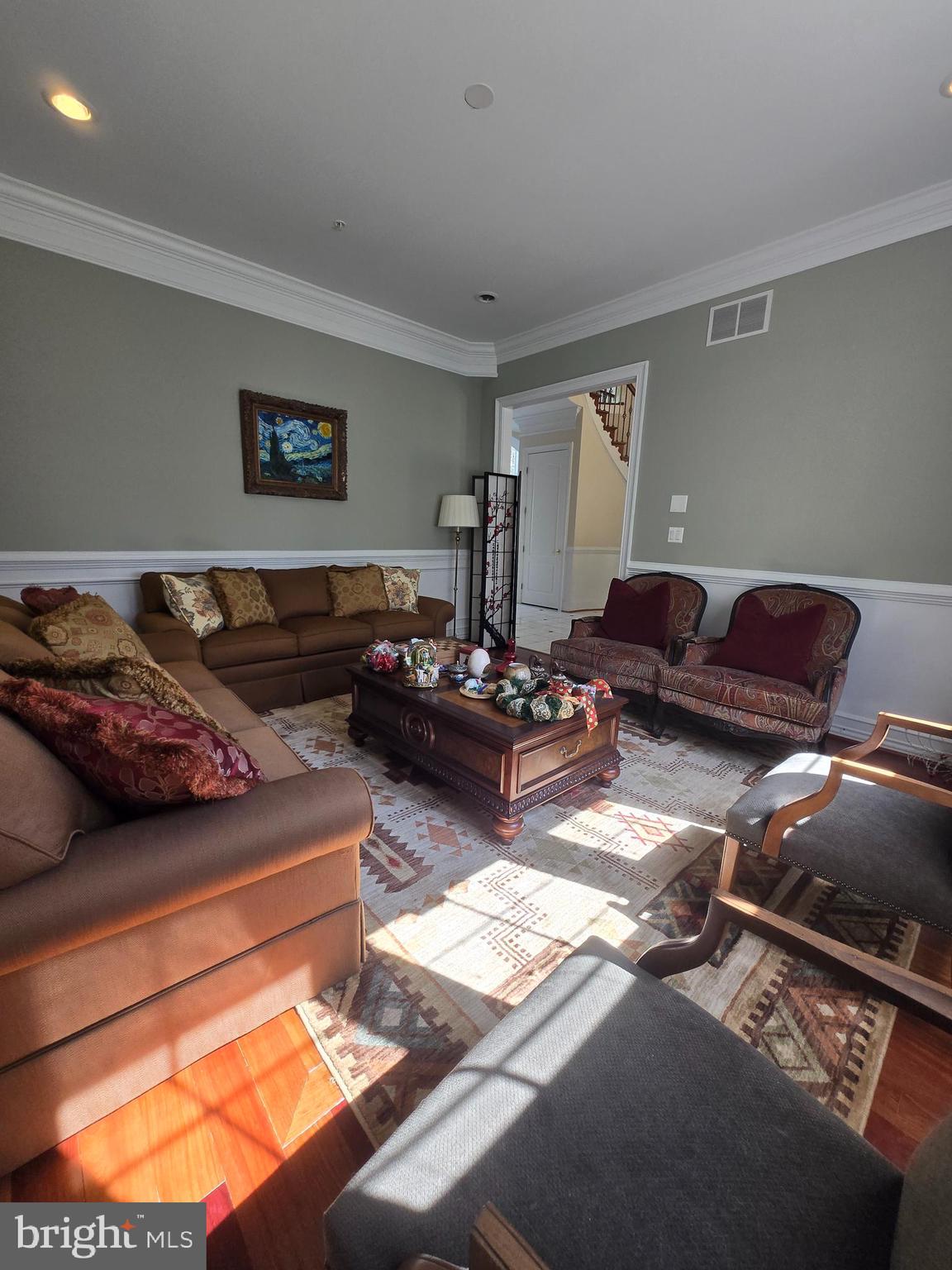 Real estate listing preview #54