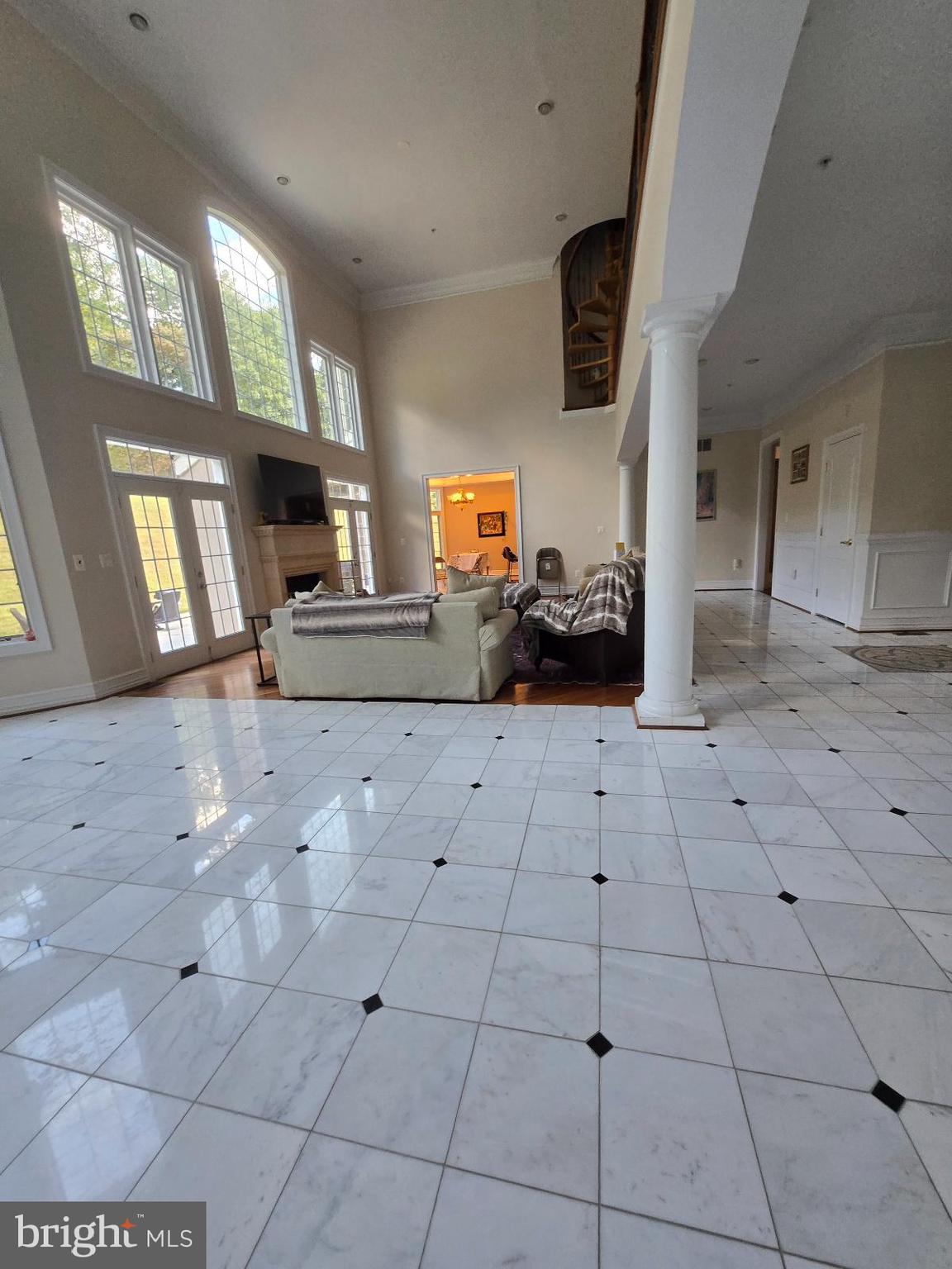 Real estate listing preview #17