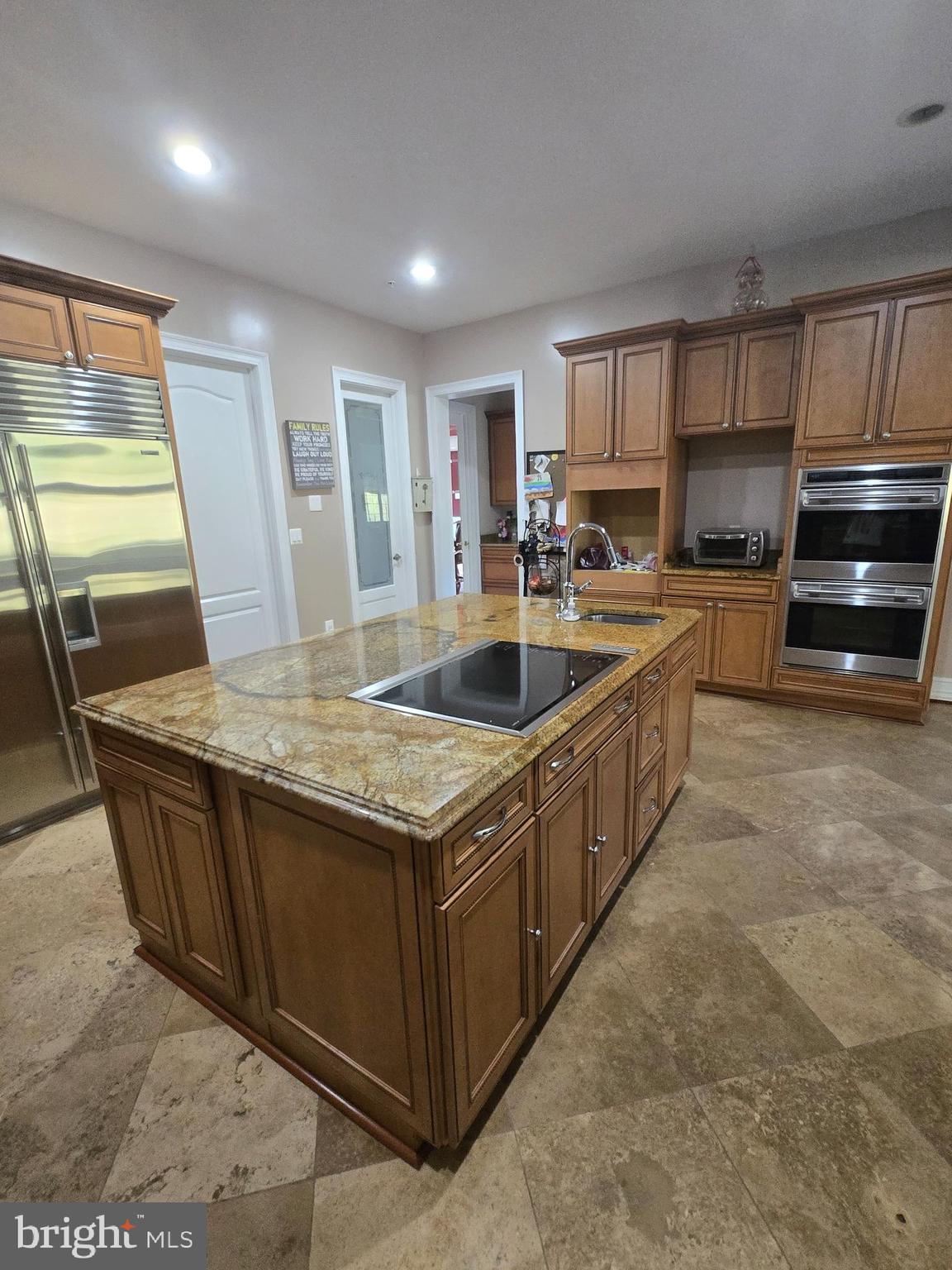 Real estate listing preview #8