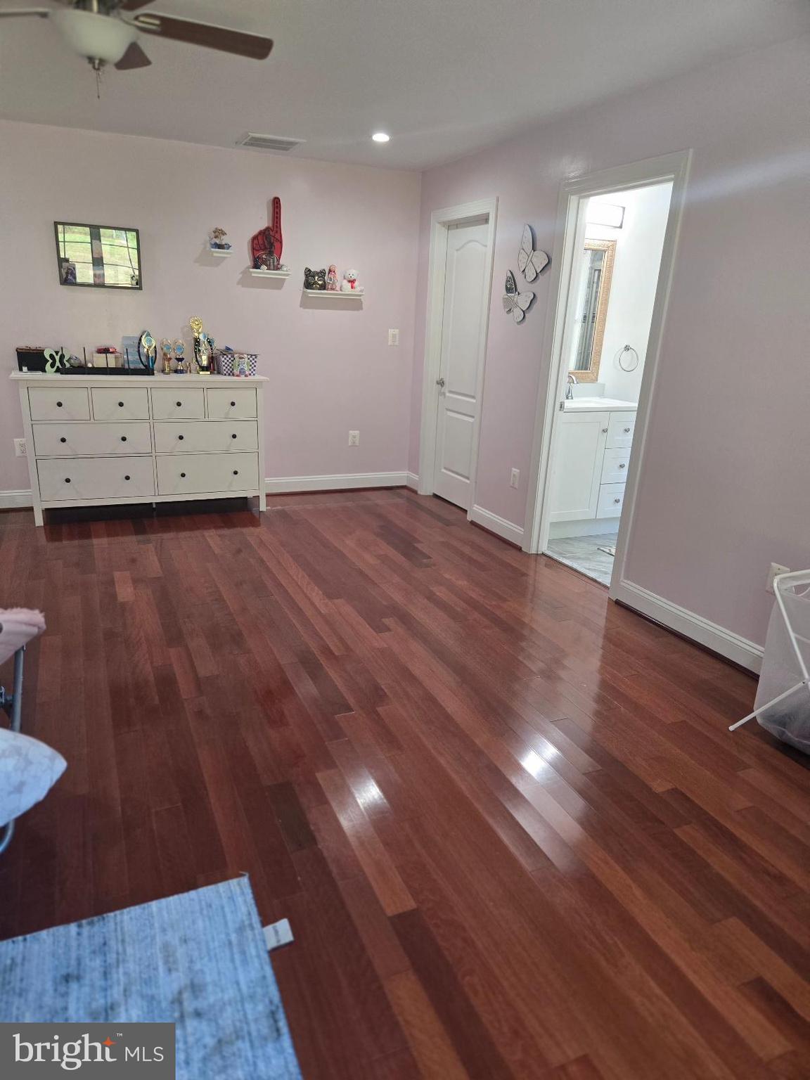 Real estate listing preview #40