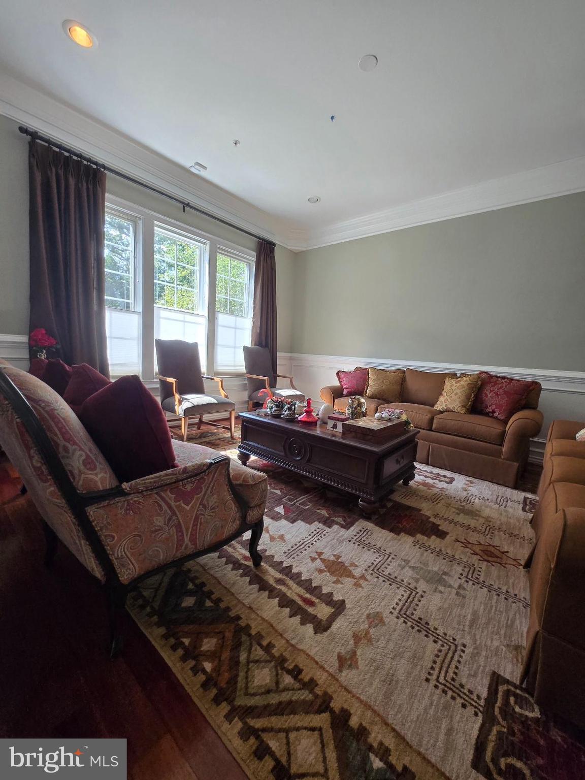 Real estate listing preview #58