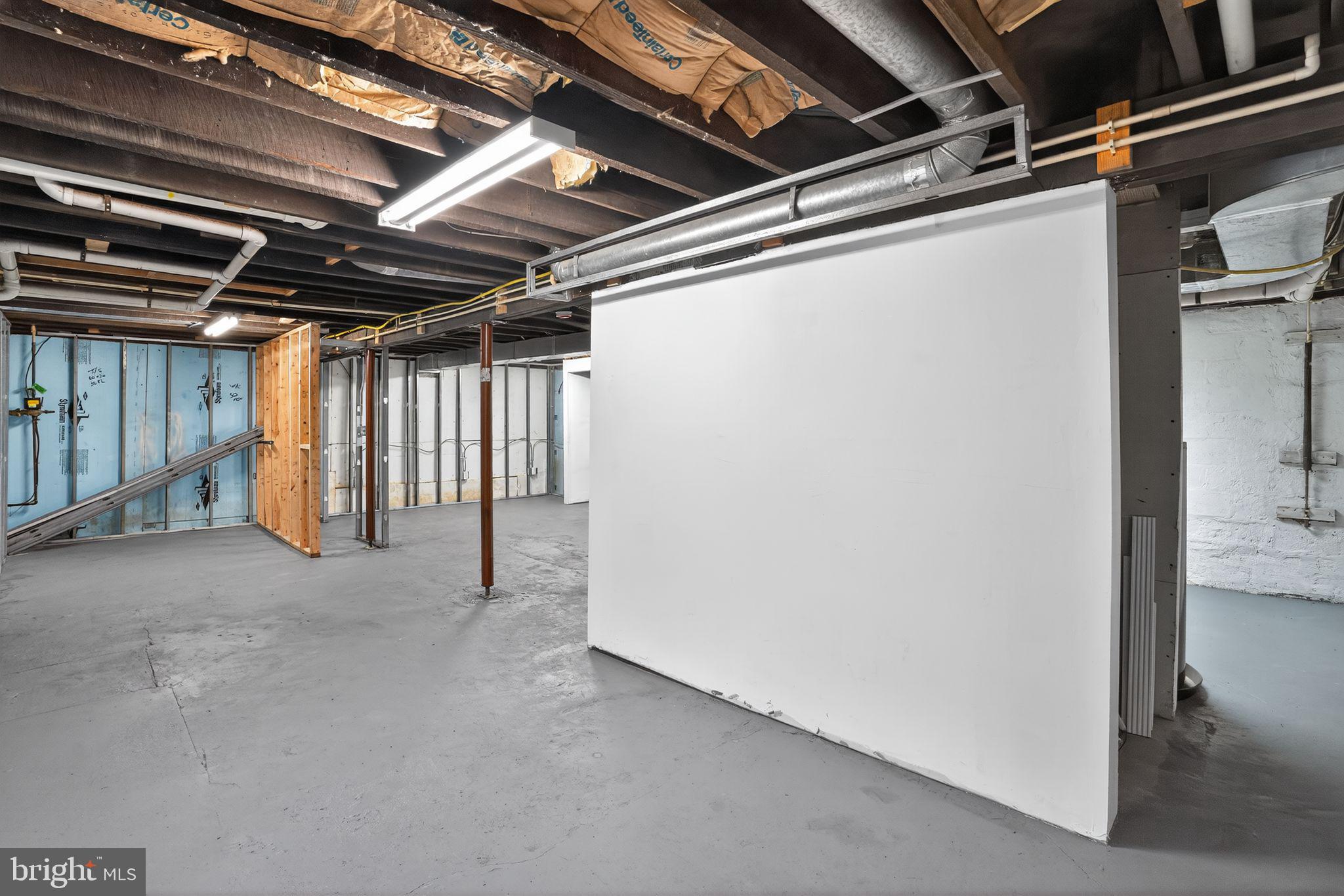 Real estate listing preview #35