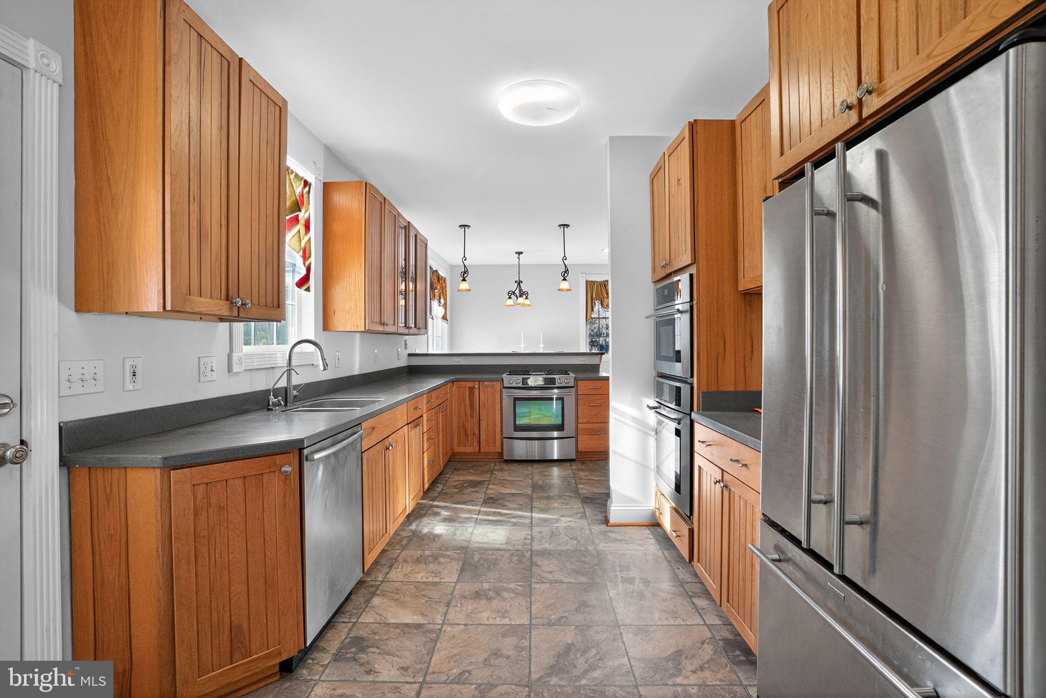 Real estate listing preview #4