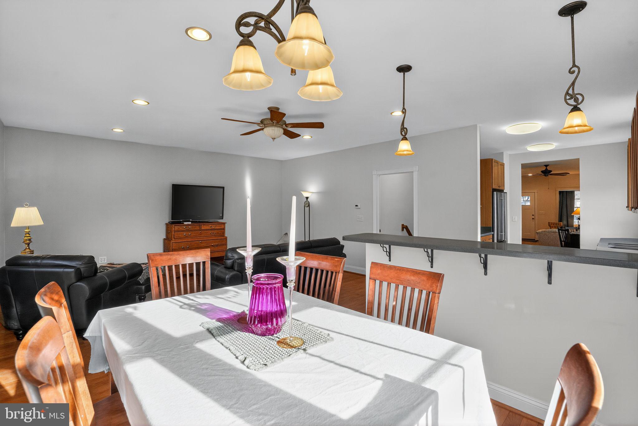 Real estate listing preview #16